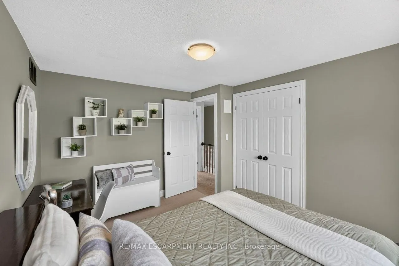 2471-2467 Port Davidson Road