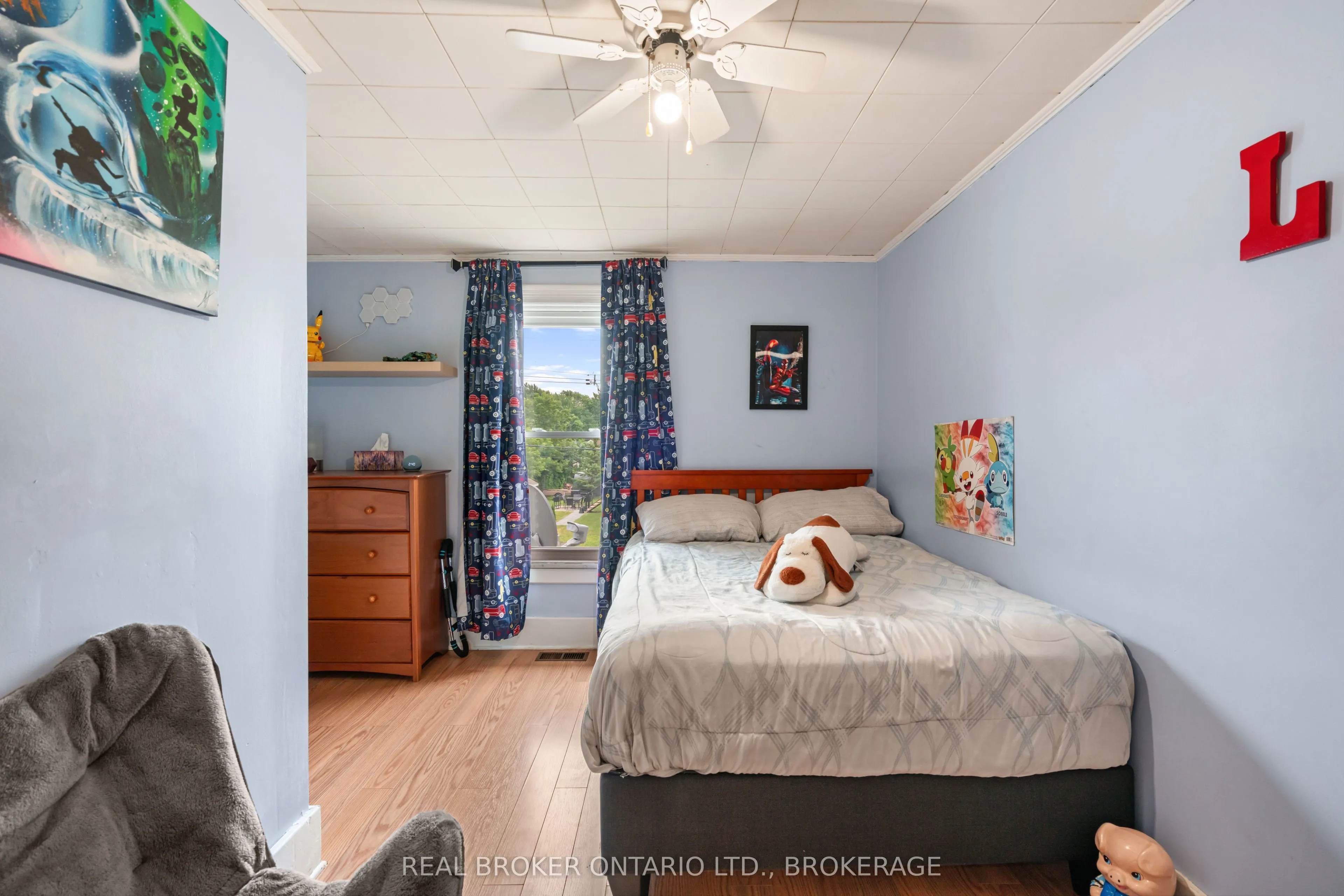 9 Spruce Street