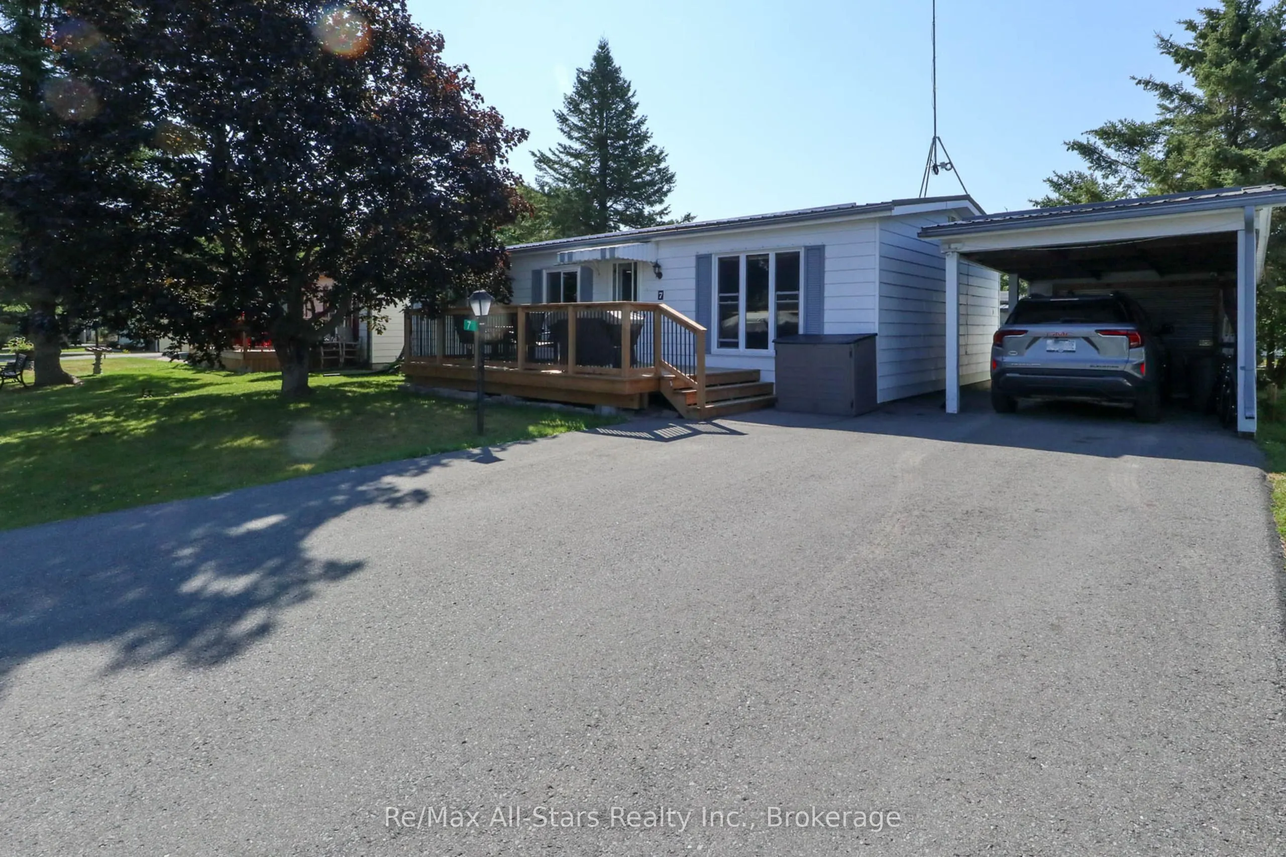 7 Cedar Street