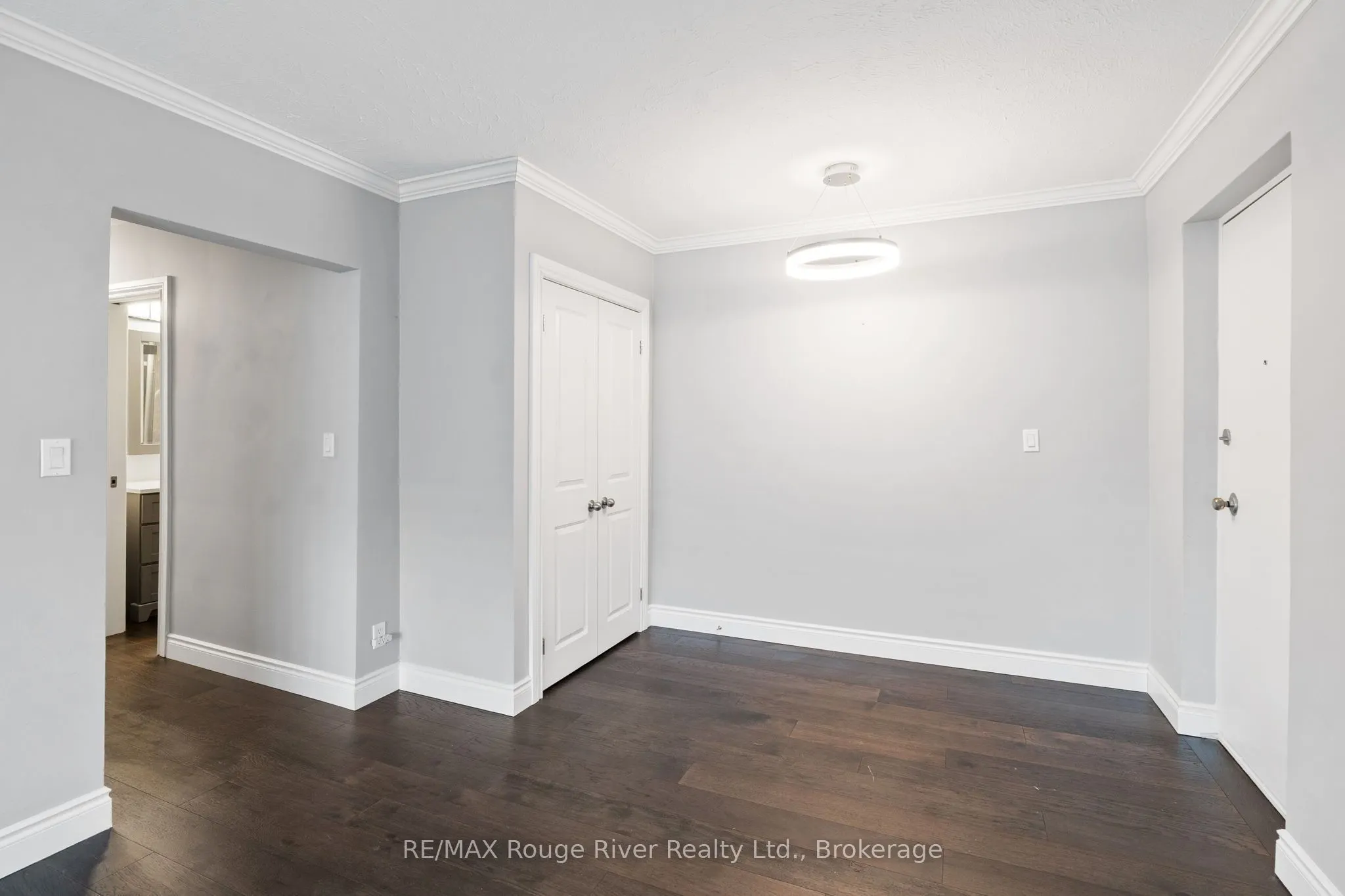 242 Darcy Street #11
