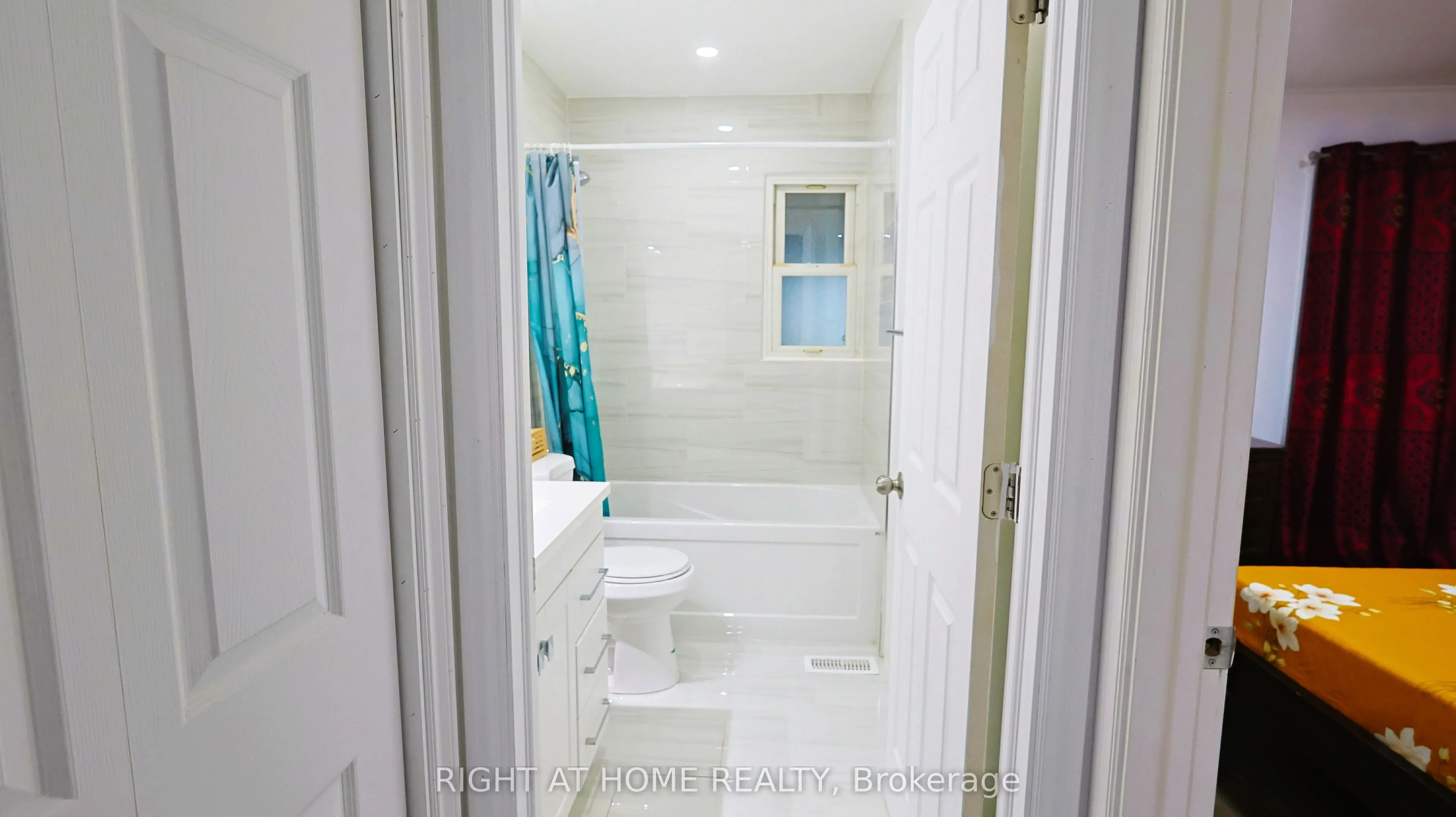 82 Normanhurst Avenue