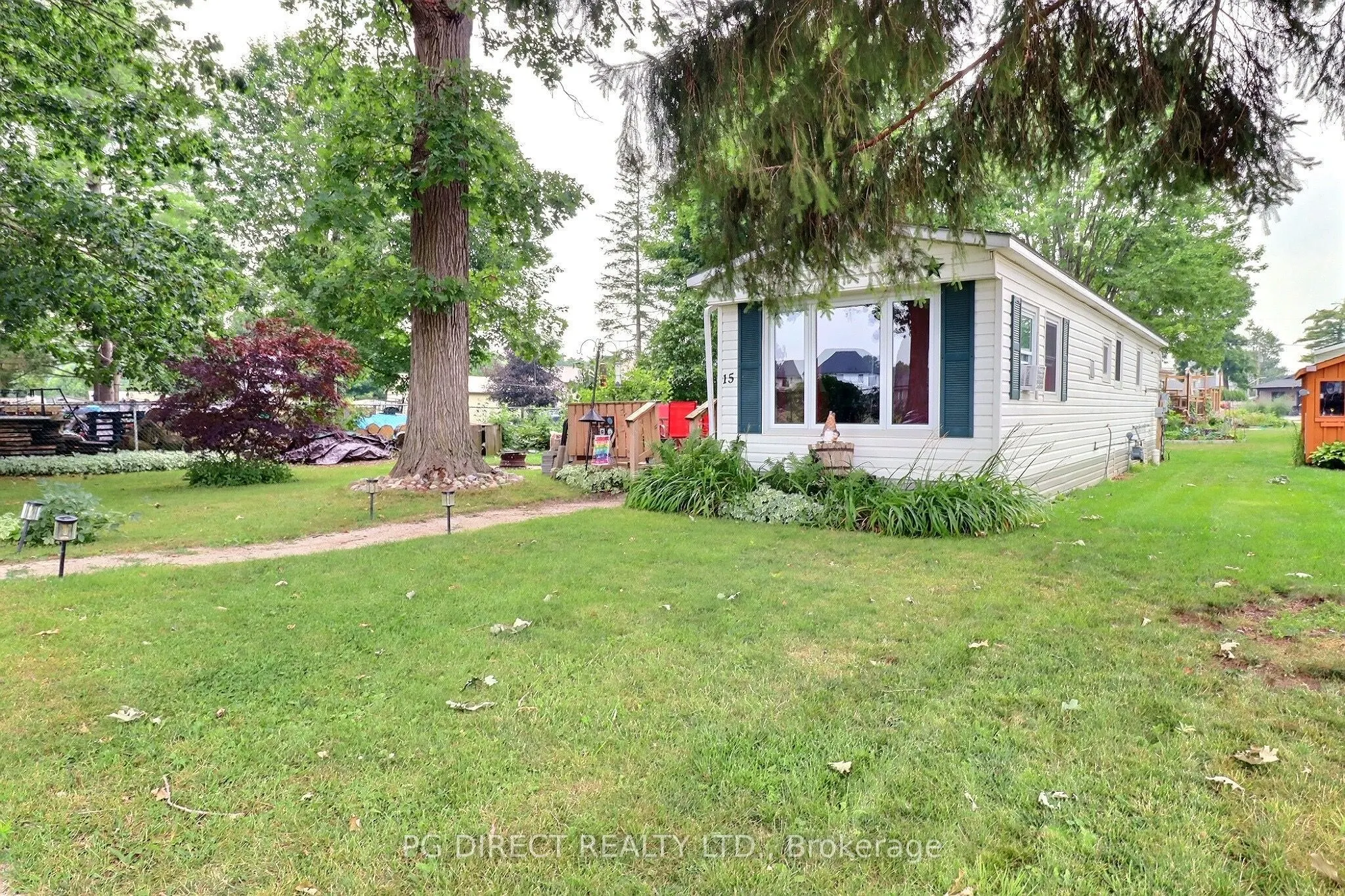200 Agnes Street #15