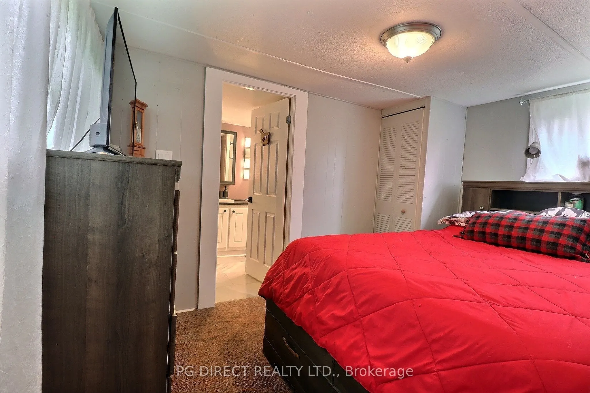 200 Agnes Street #15