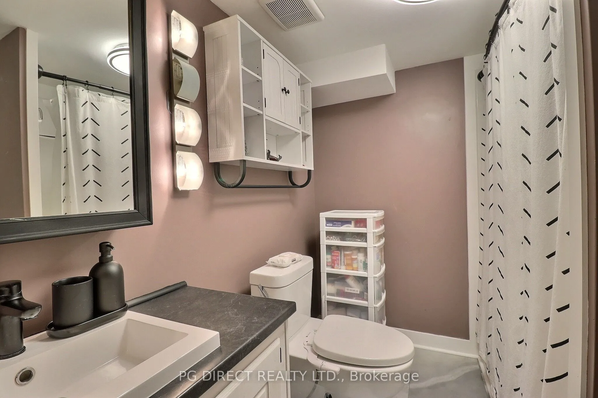200 Agnes Street #15
