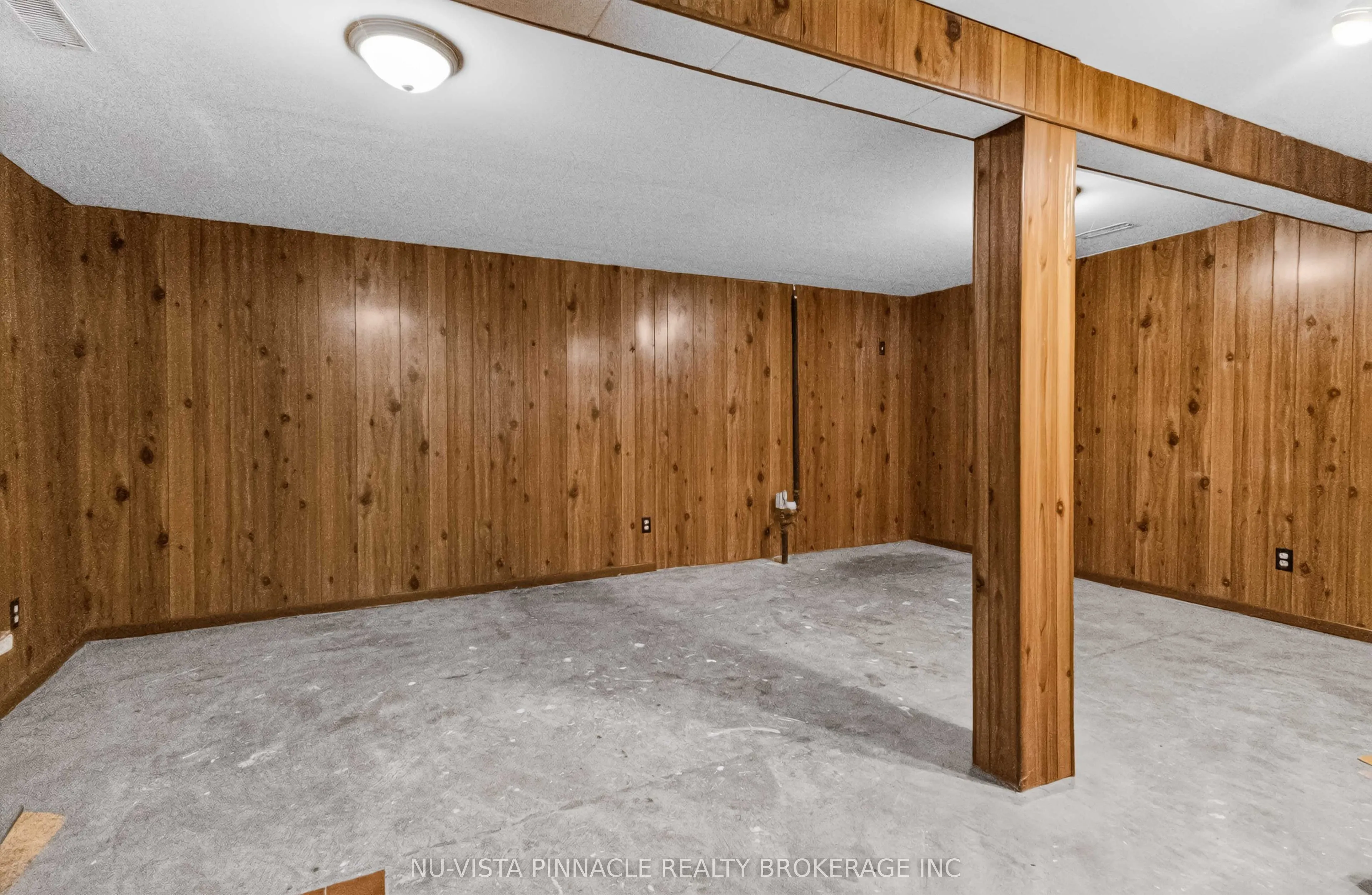 1062 Apache Road
