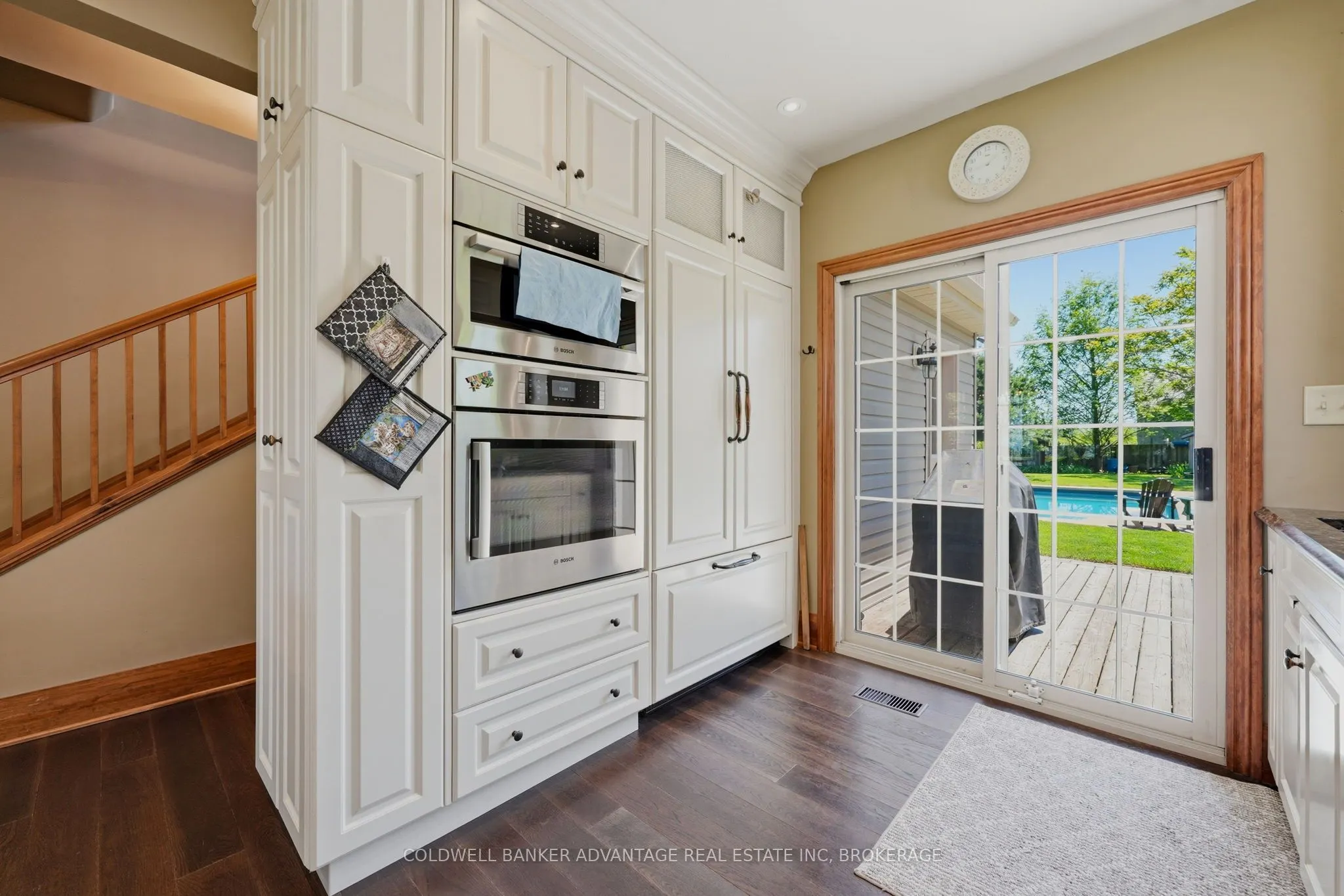 4698 Sandy Cove Drive