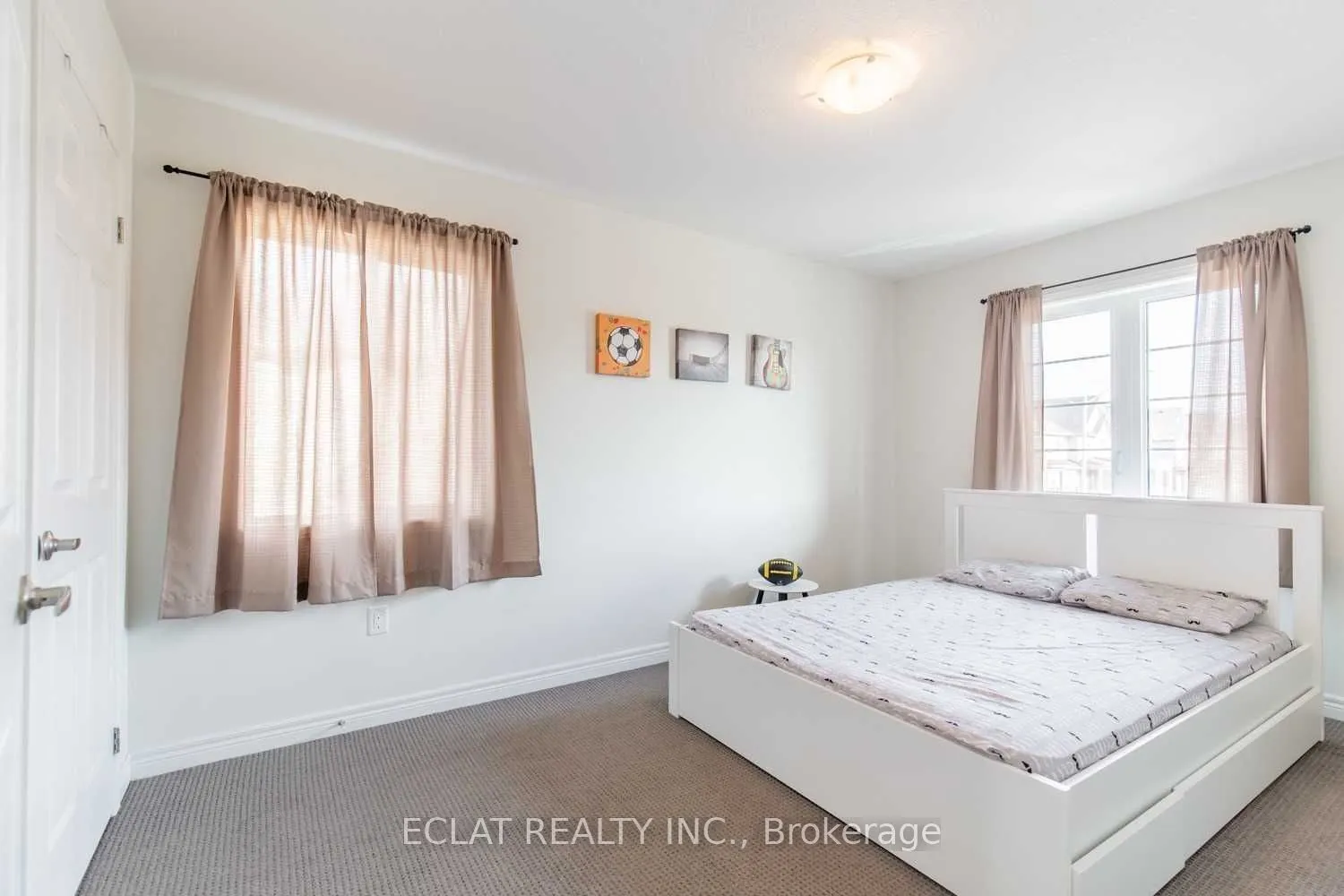 82 Bradbury Road
