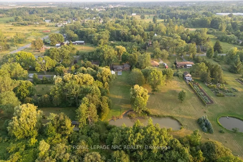 2432 Port Robinson Road