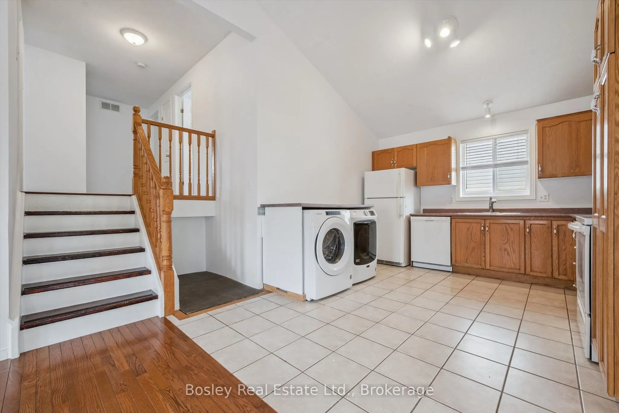 4 Hayward Crescent
