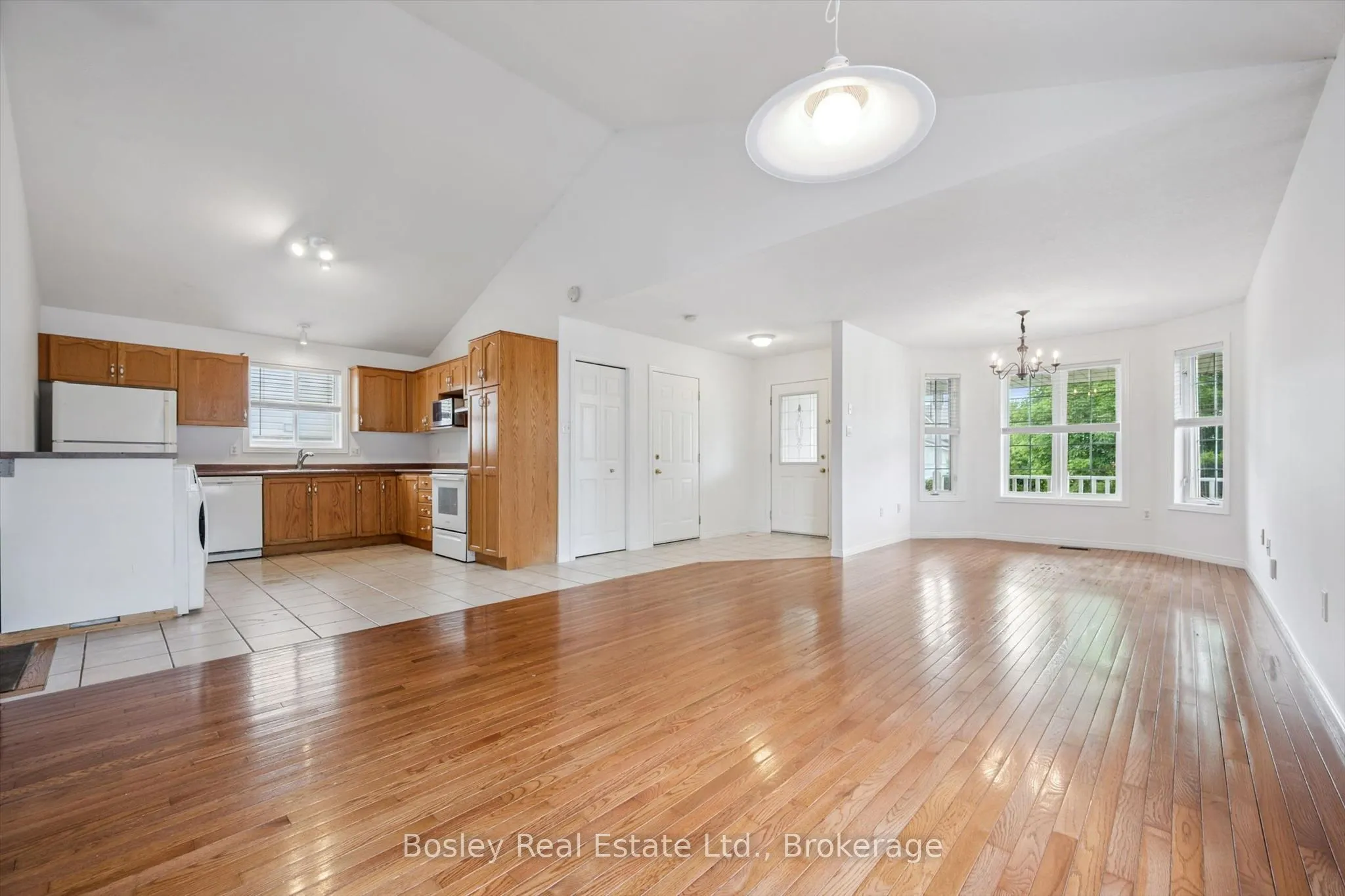 4 Hayward Crescent