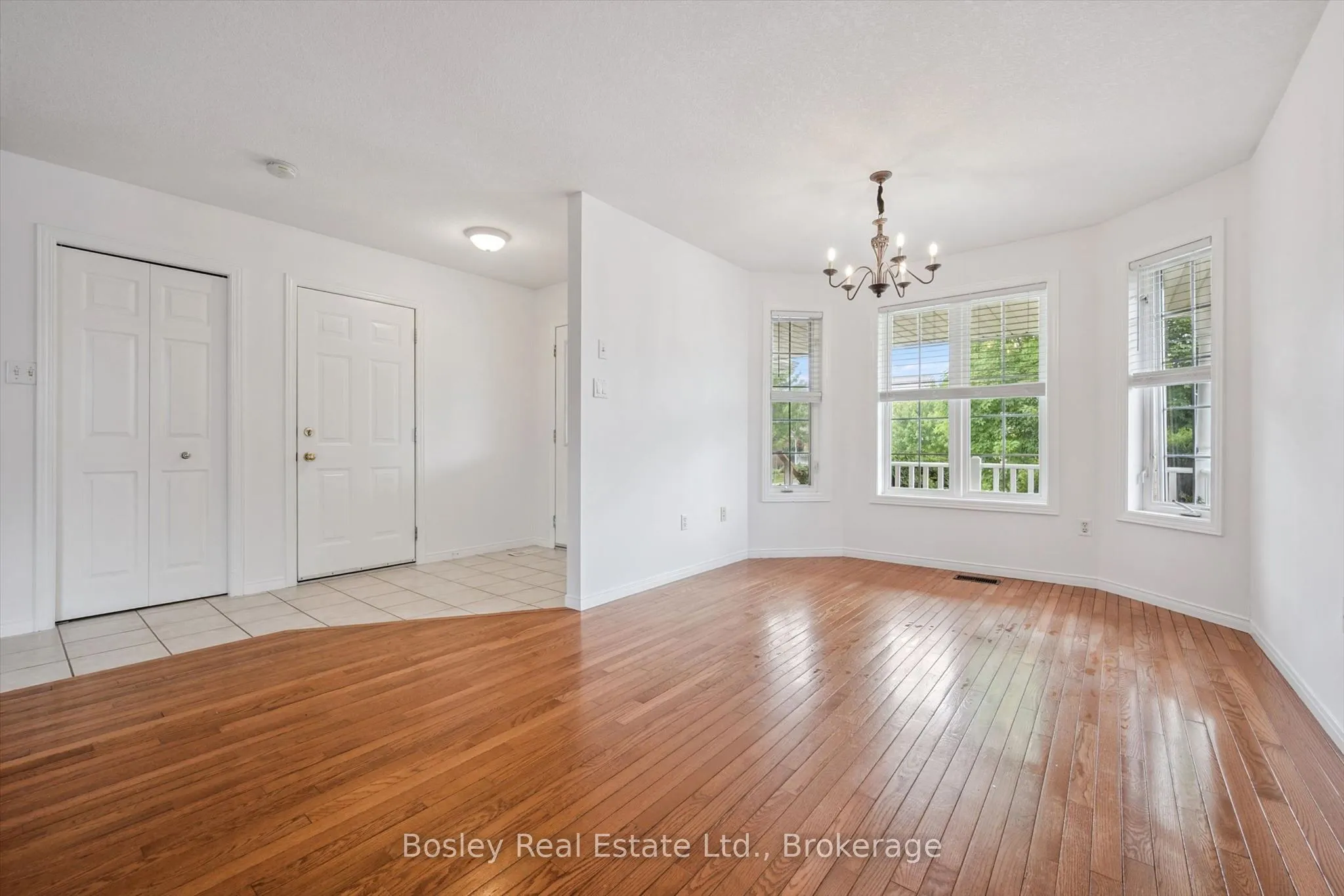 4 Hayward Crescent