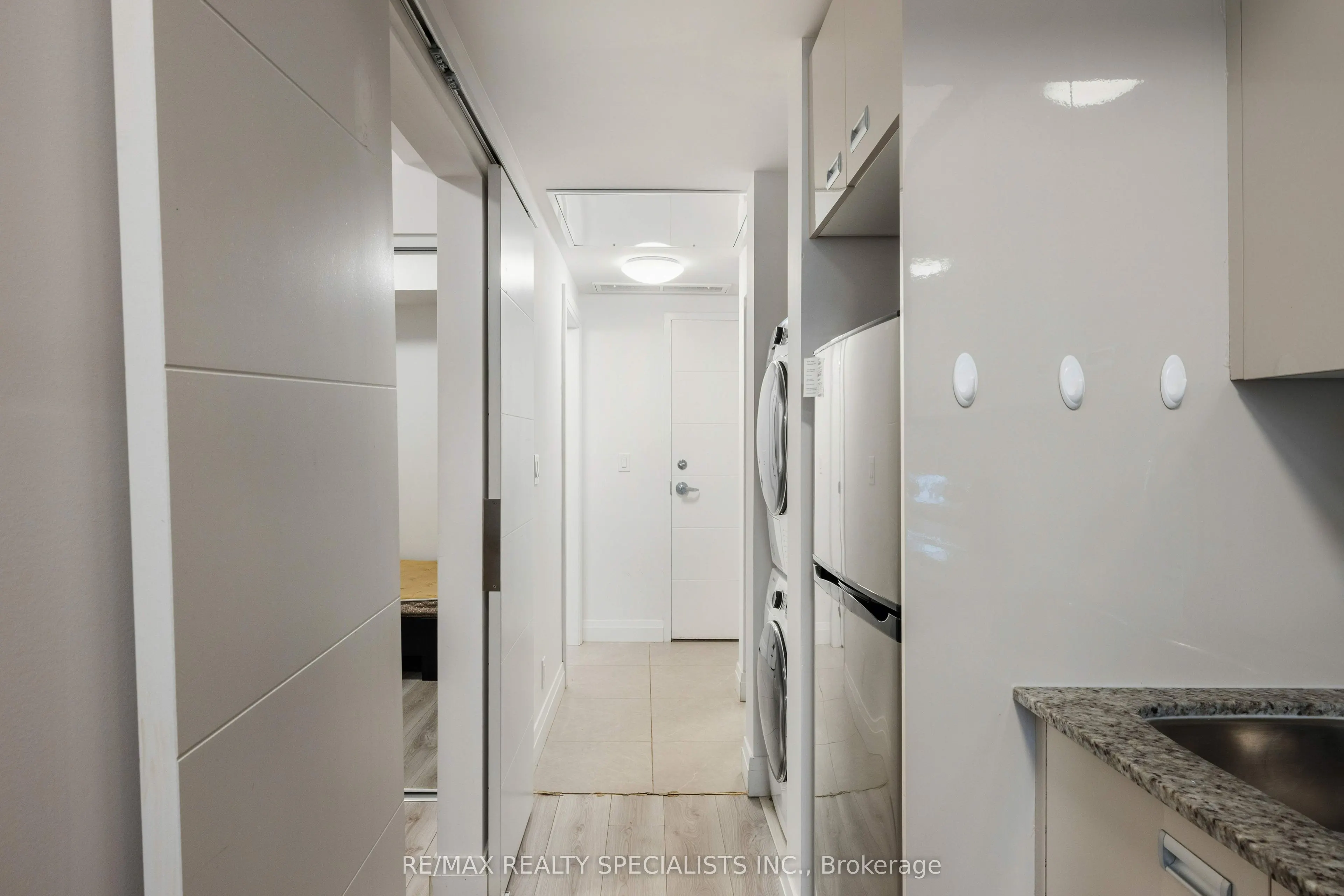 652 Princess Street #522