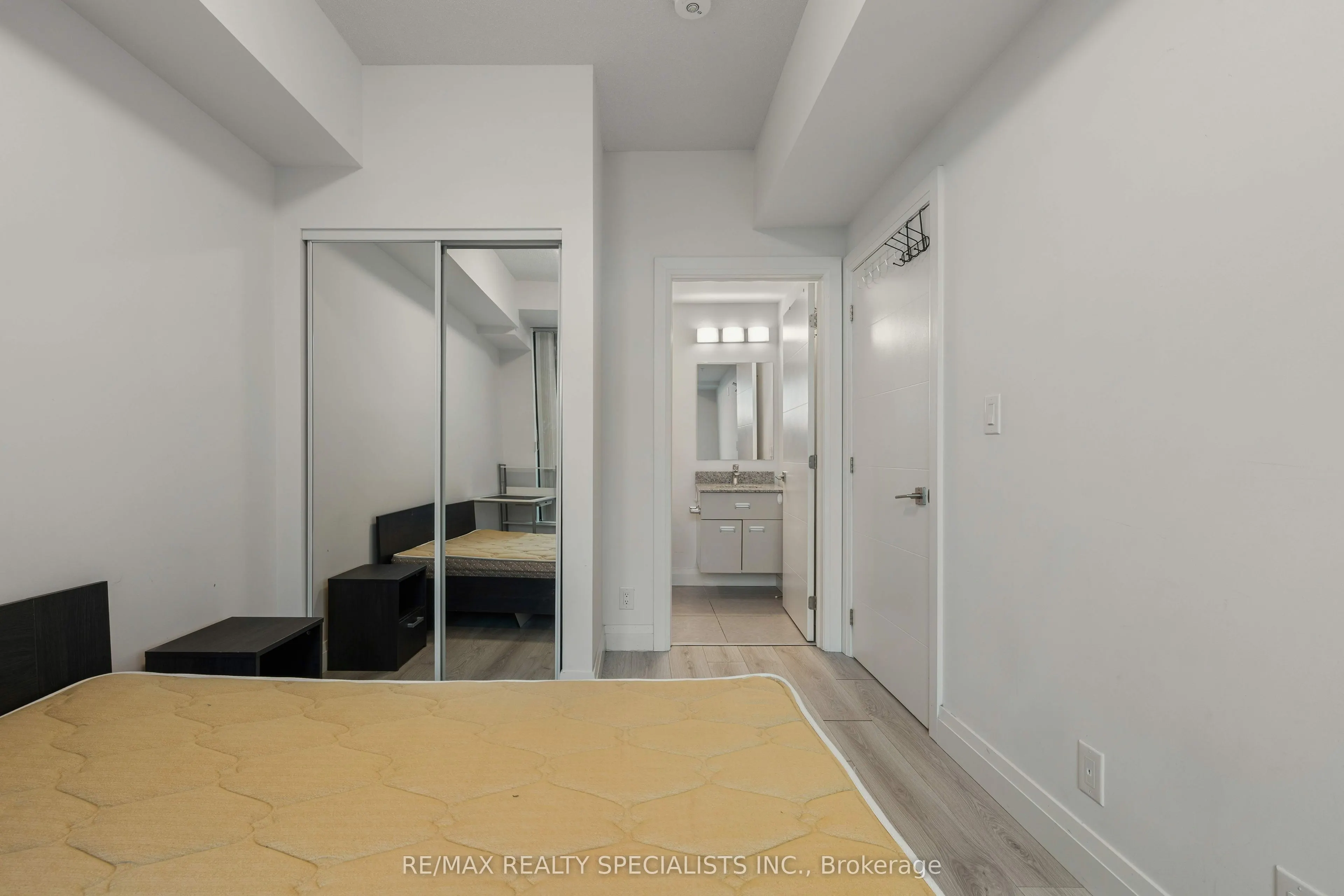 652 Princess Street #522