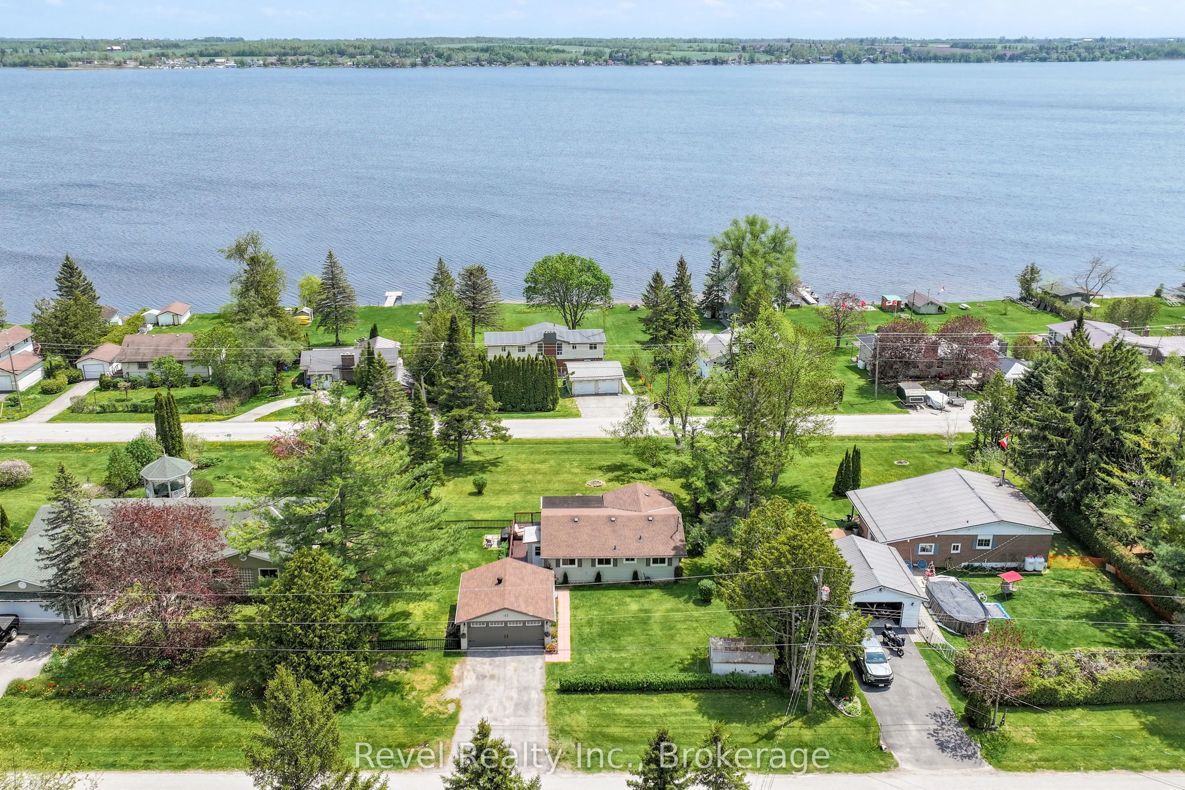 133 Victoria Drive E