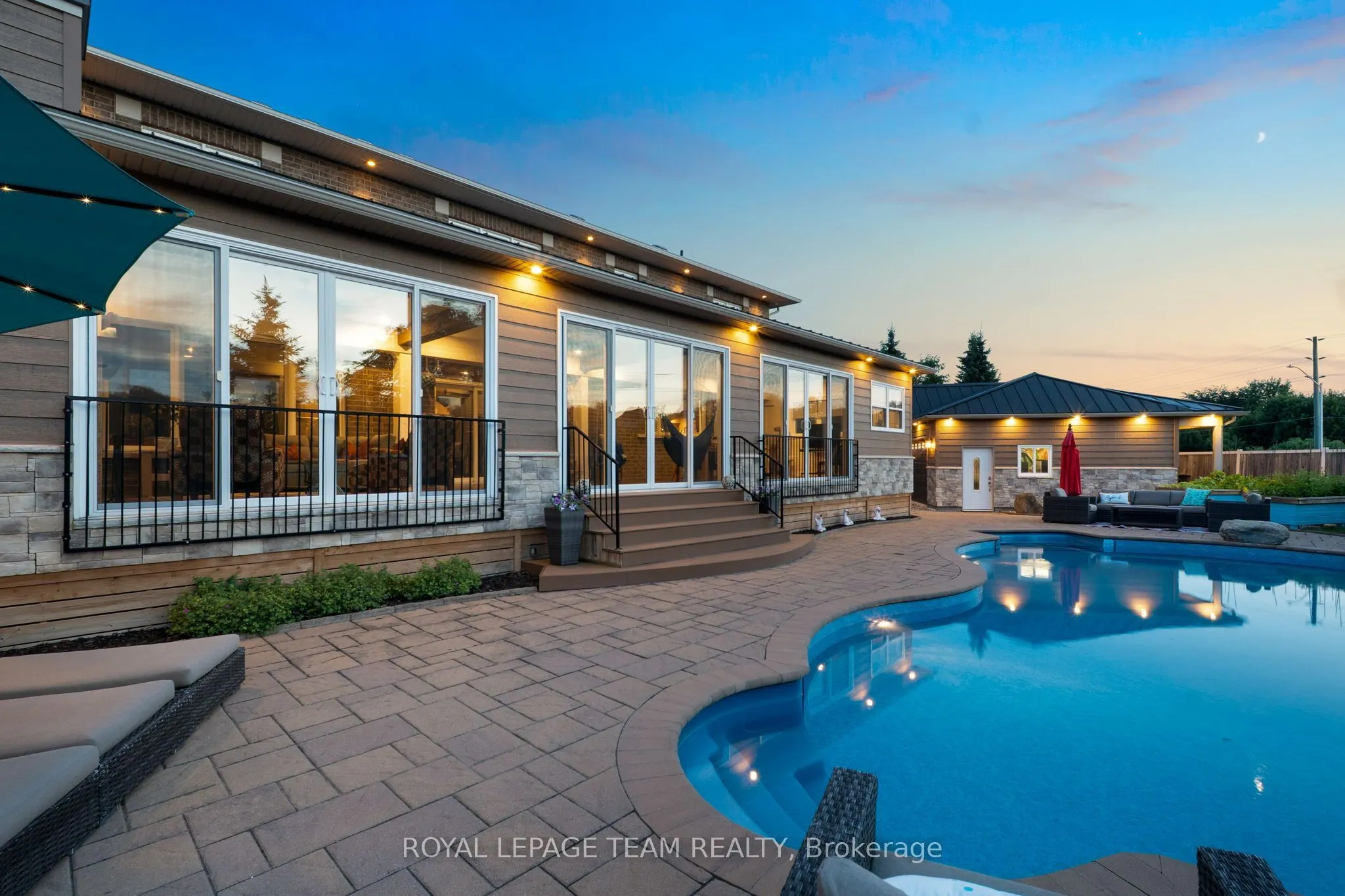 7 Tradewinds Drive