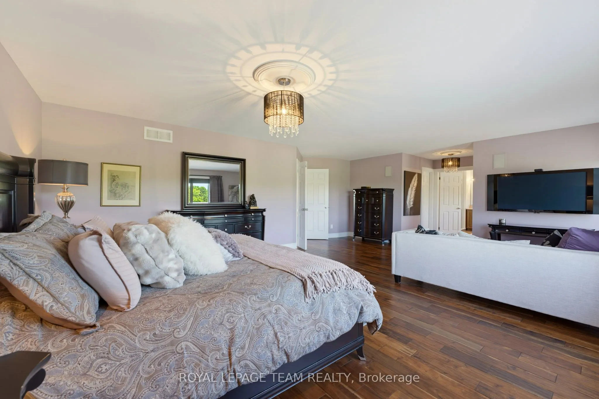 7 Tradewinds Drive