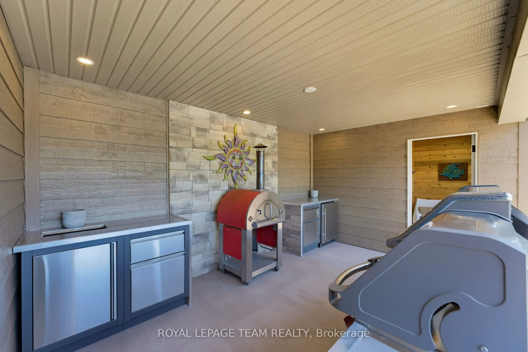 7 Tradewinds Drive