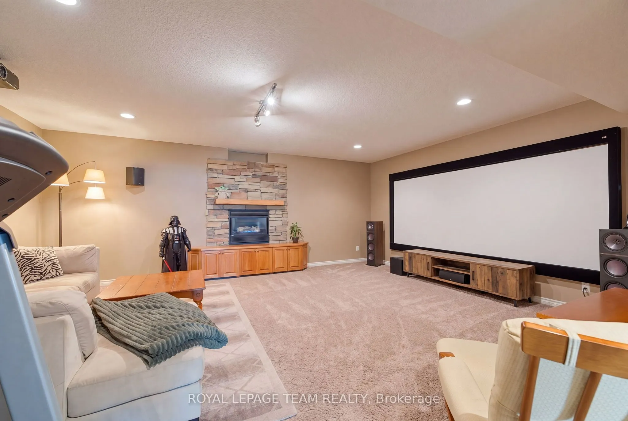 7 Tradewinds Drive