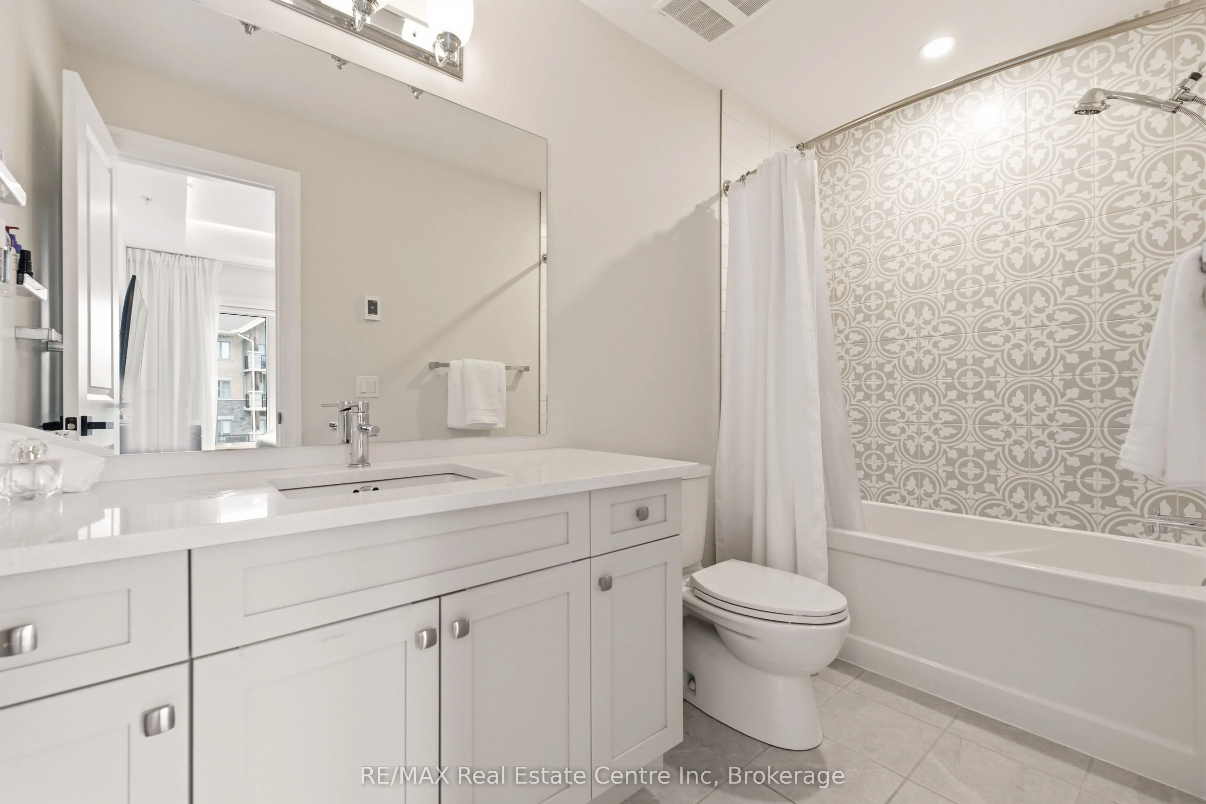 19 STUMPF Street #310