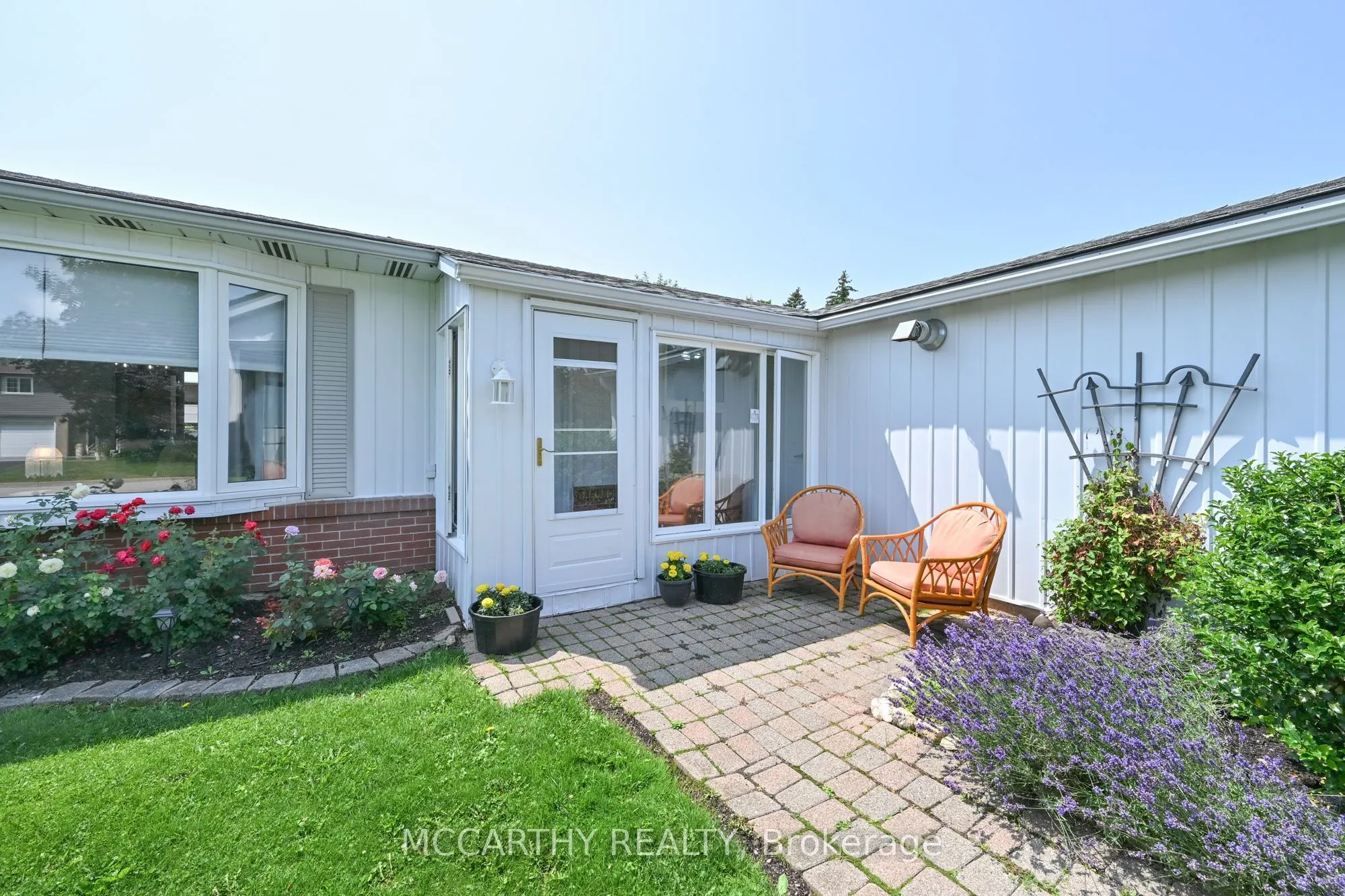358 JELLY Street S