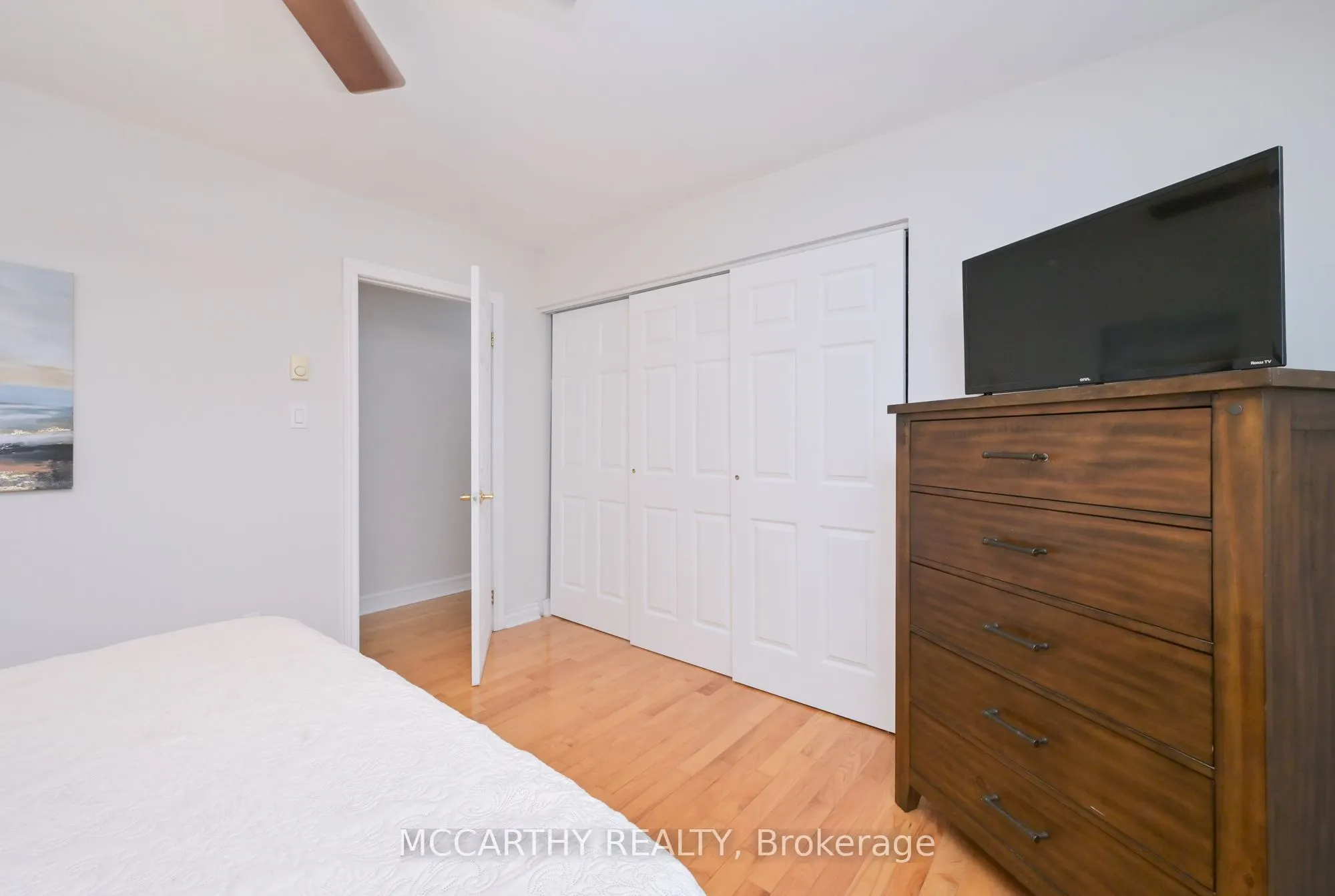 358 JELLY Street S