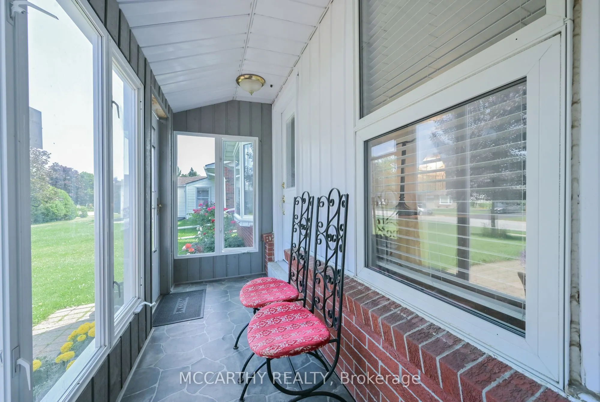 358 JELLY Street S