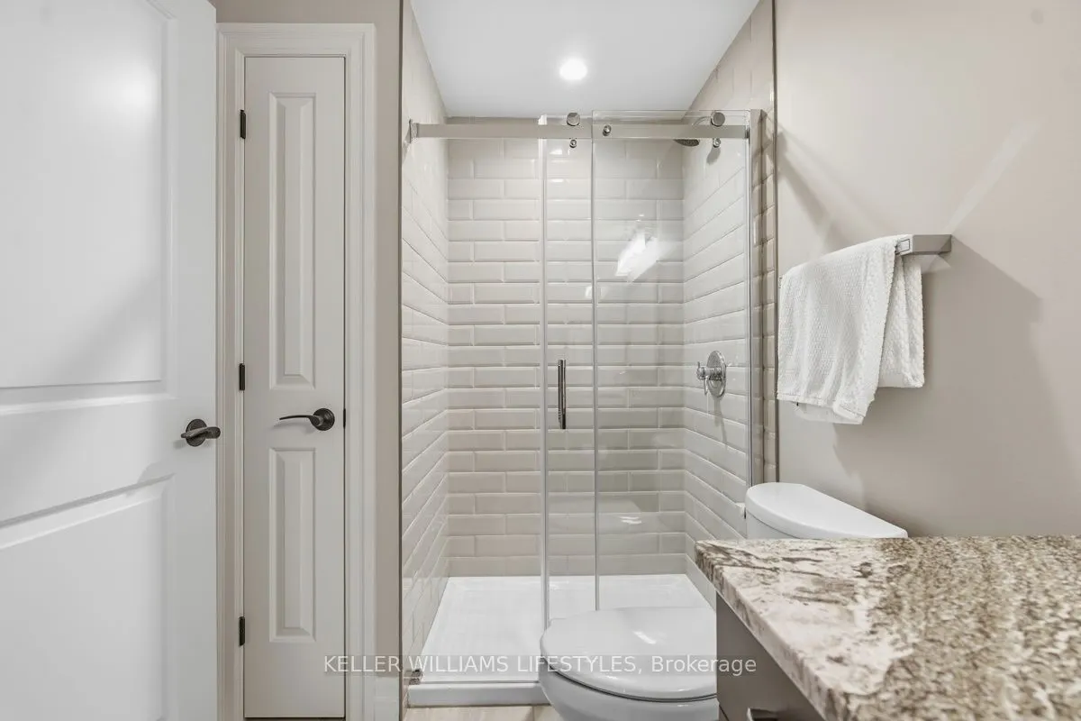 2290 Torrey Pines Way #3