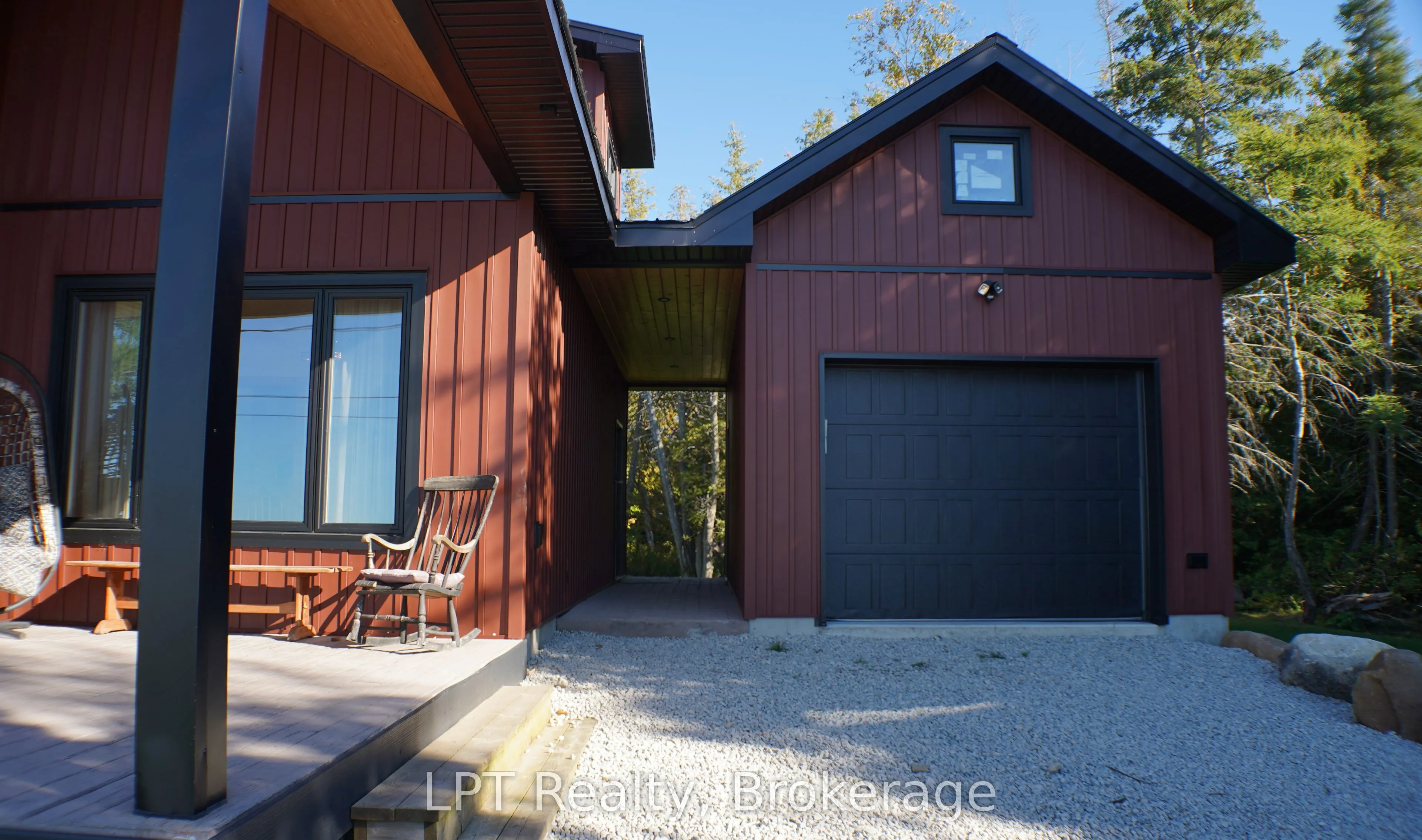 315 SHORELINE Avenue
