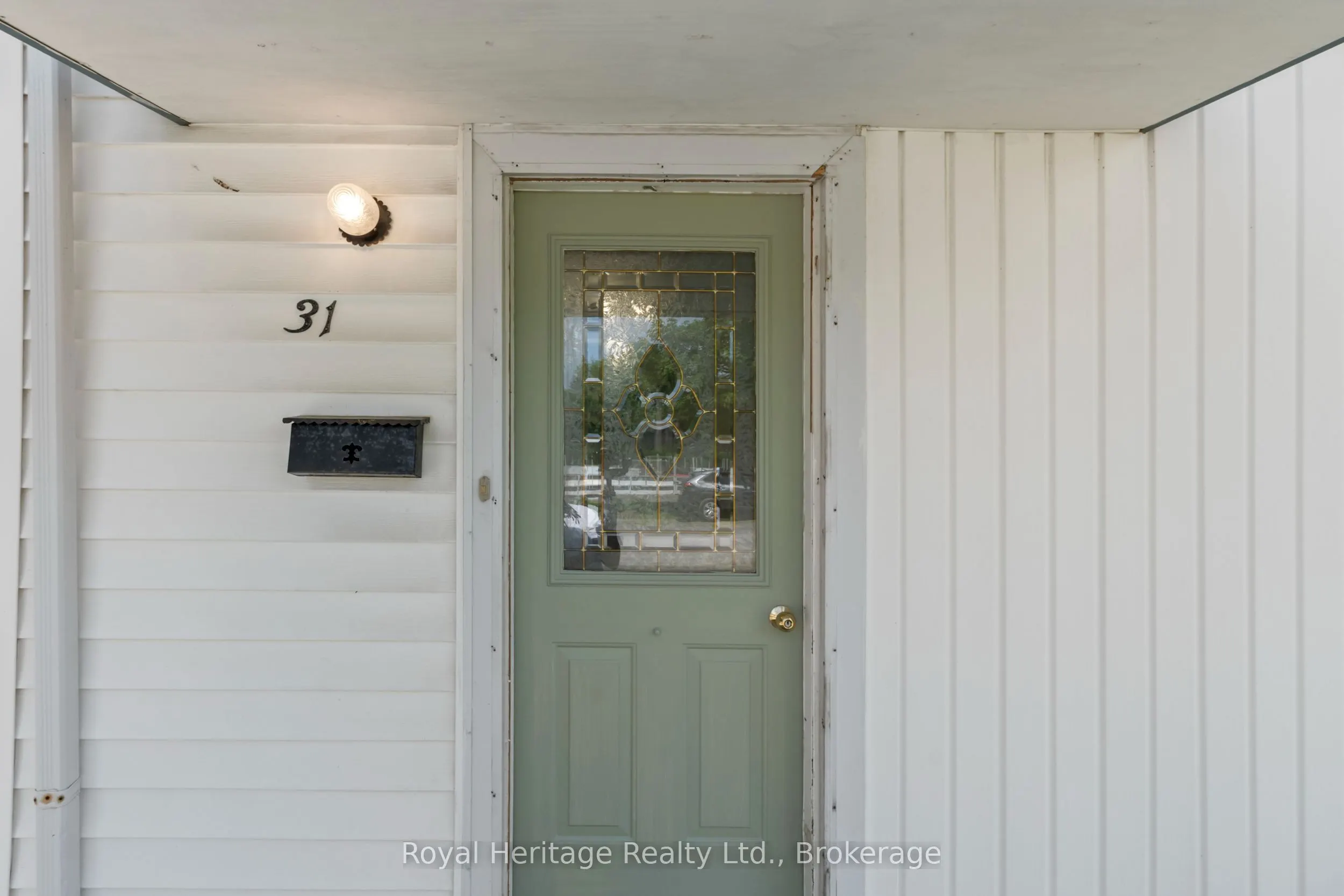 31 Caroline Street
