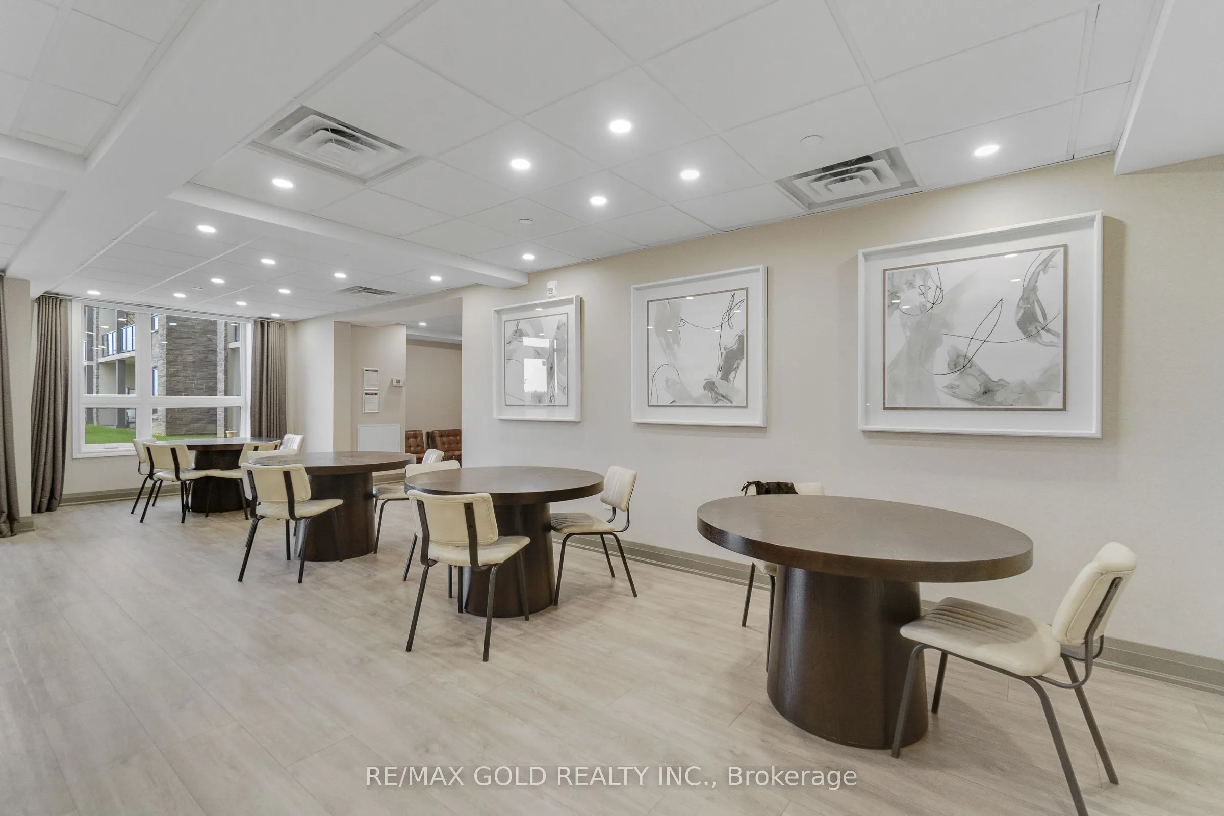 101 Shoreview Place #502