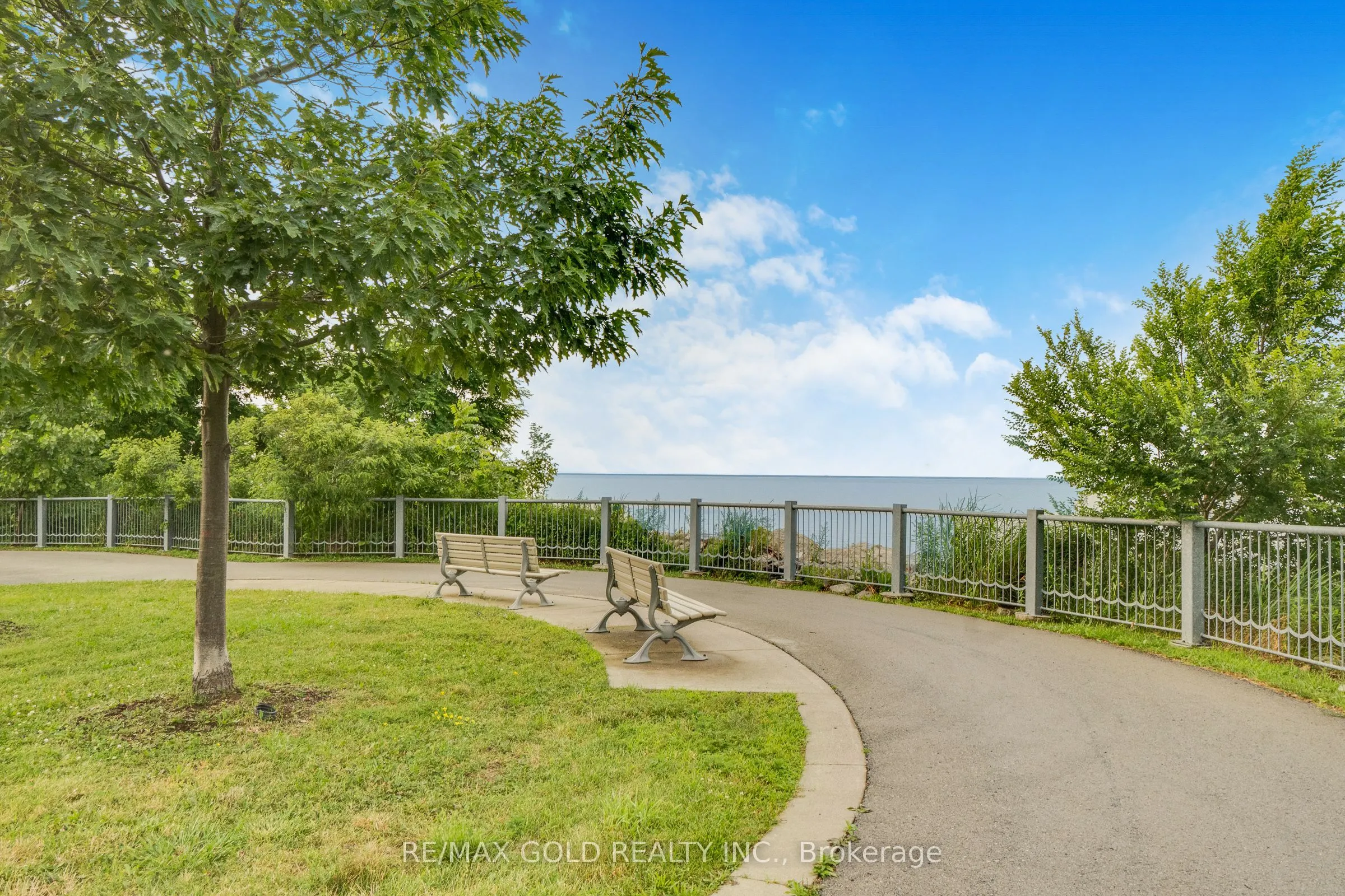 101 Shoreview Place #502