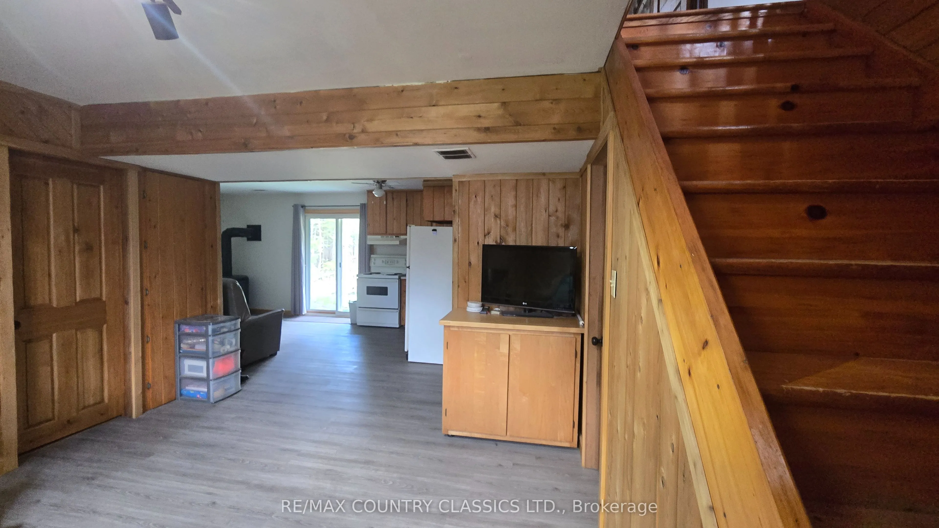2445 Old Hastings Road