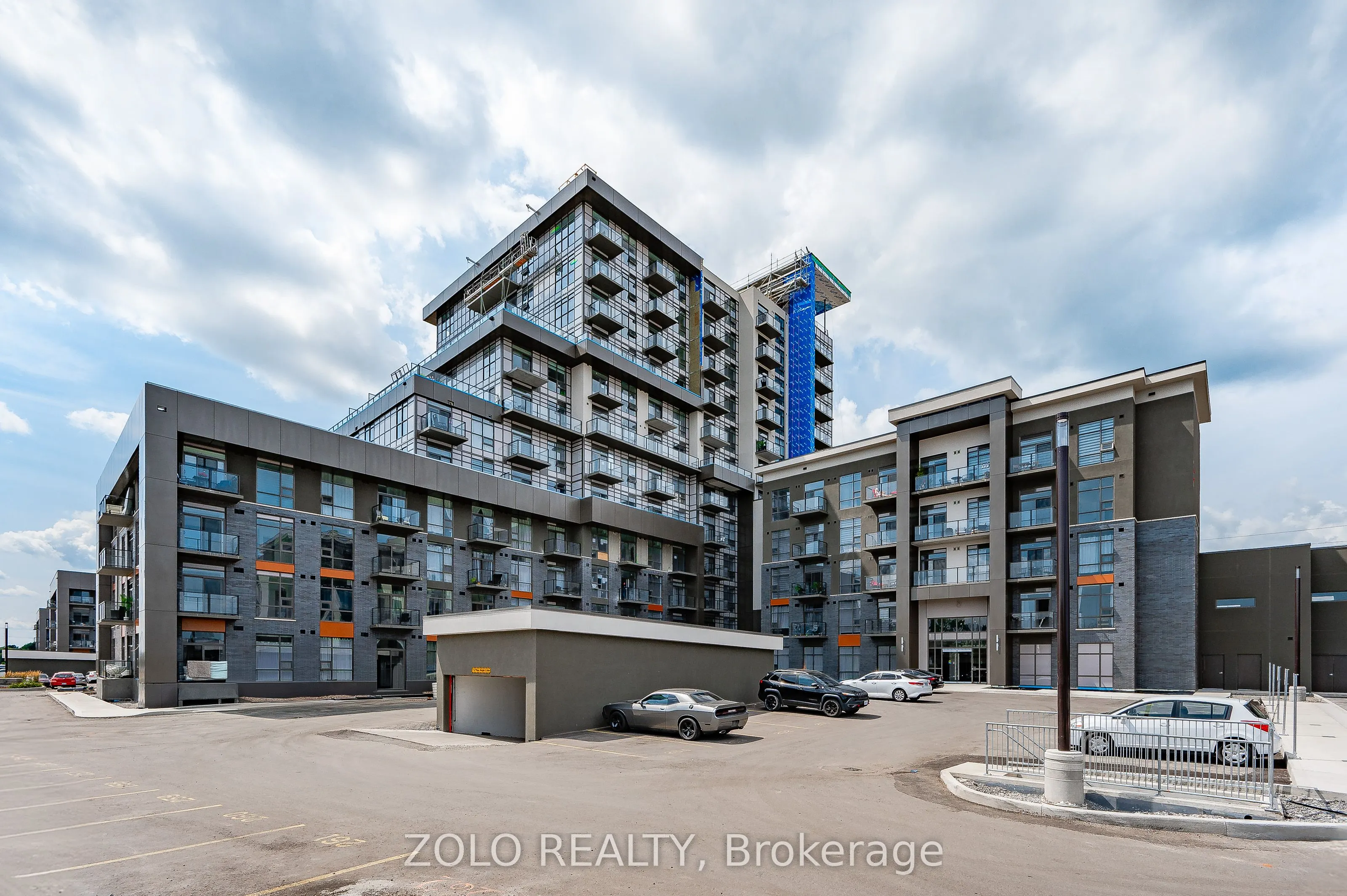 470 Dundas Street E #1011
