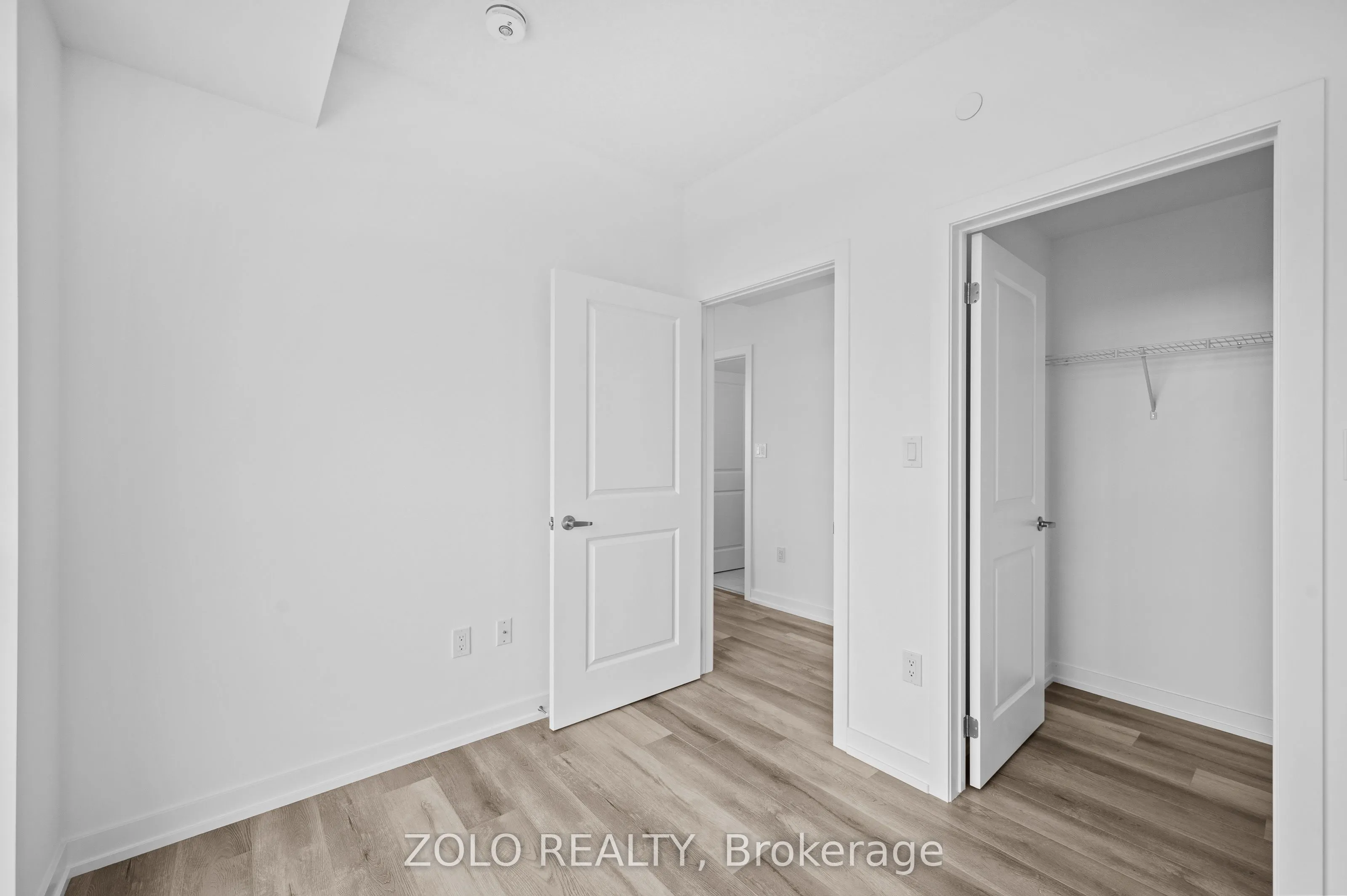 470 Dundas Street E #1011