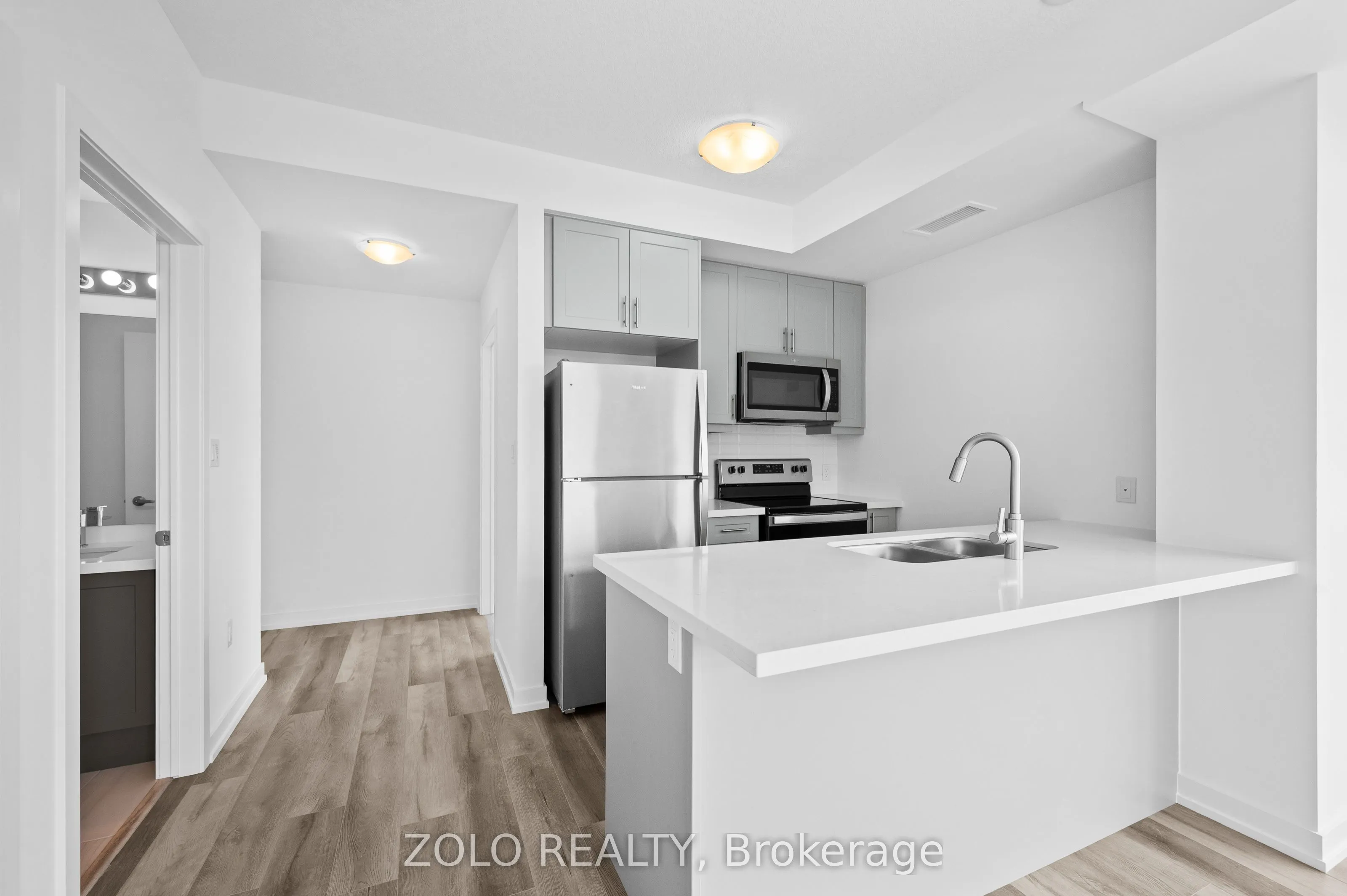470 Dundas Street E #1011