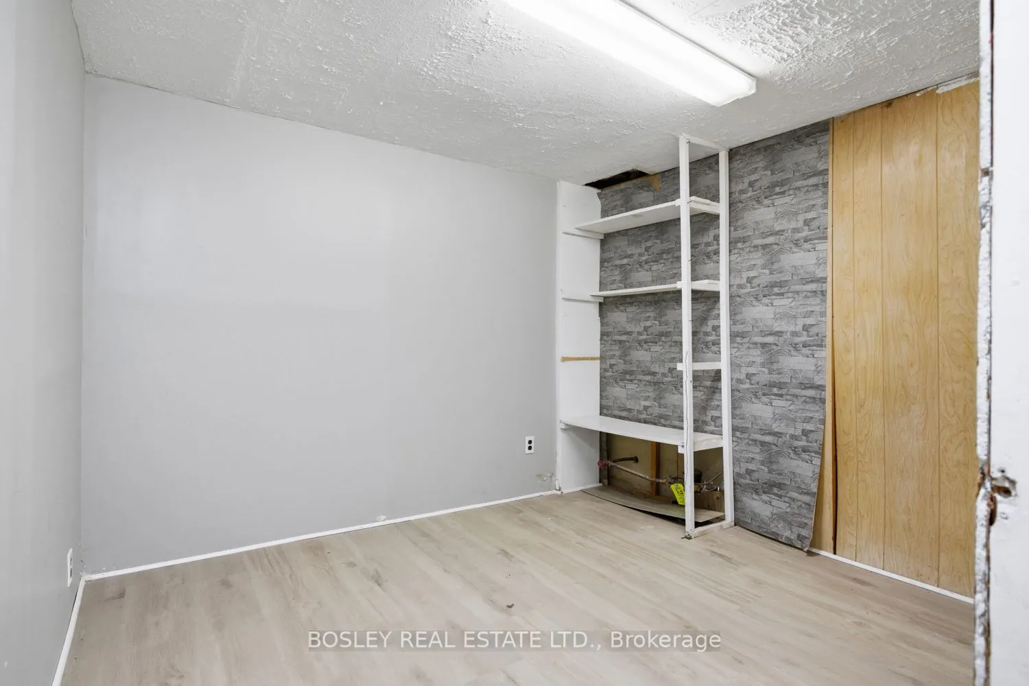 32A Crossley Drive