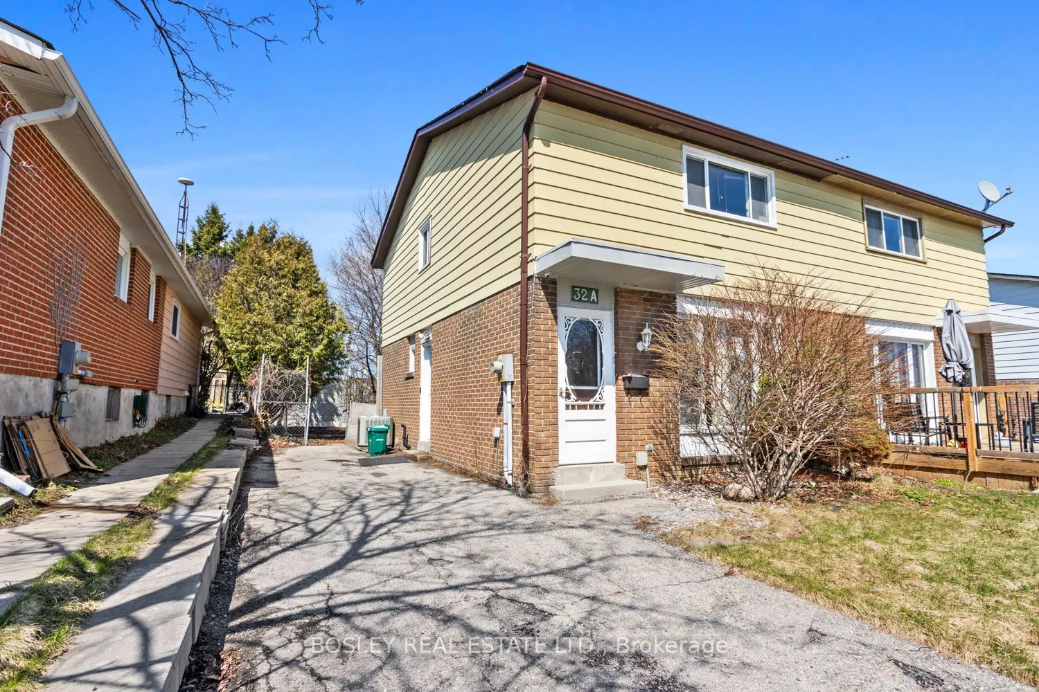 32A Crossley Drive