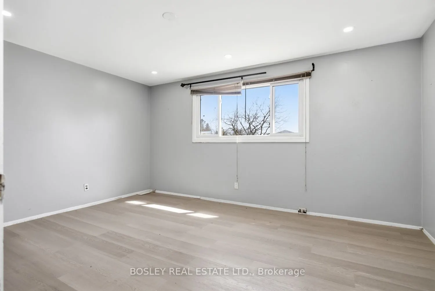 32A Crossley Drive