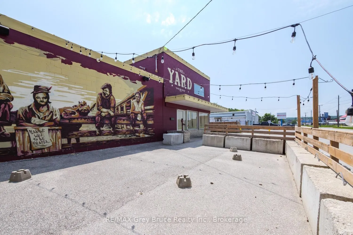 1603 2nd Avenue E