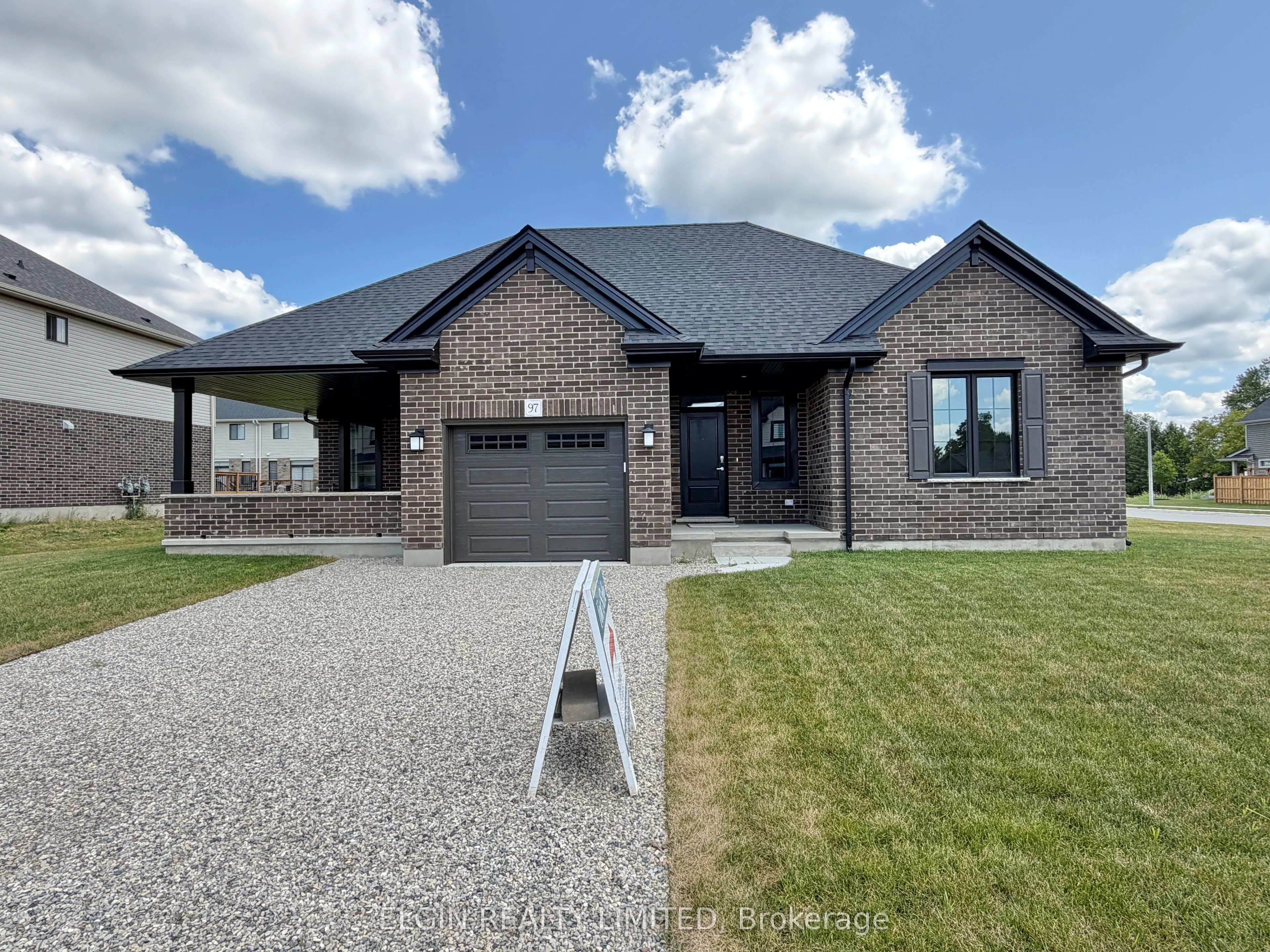 97 Keba Crescent