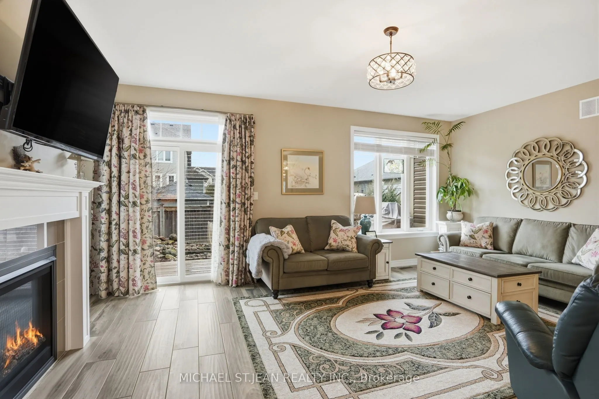 104 Anastasia Boulevard