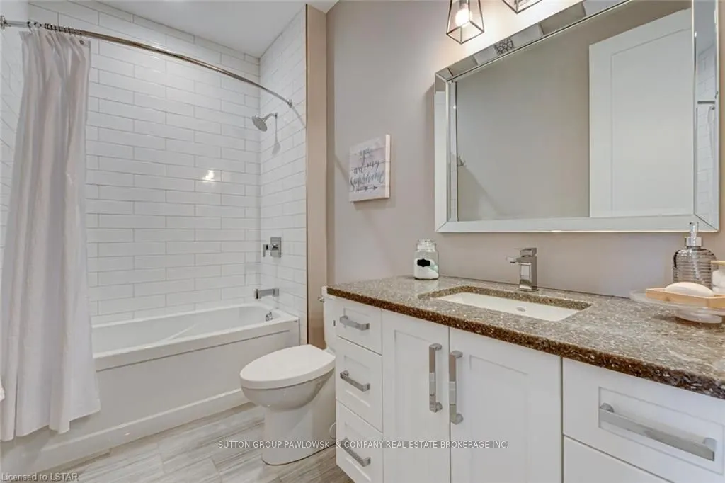60 ALLISTER Drive #Lot#100