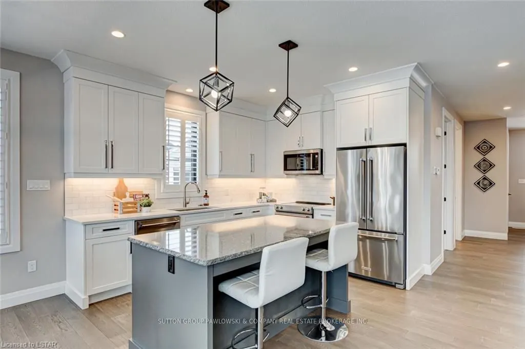 60 ALLISTER Drive #Lot#100