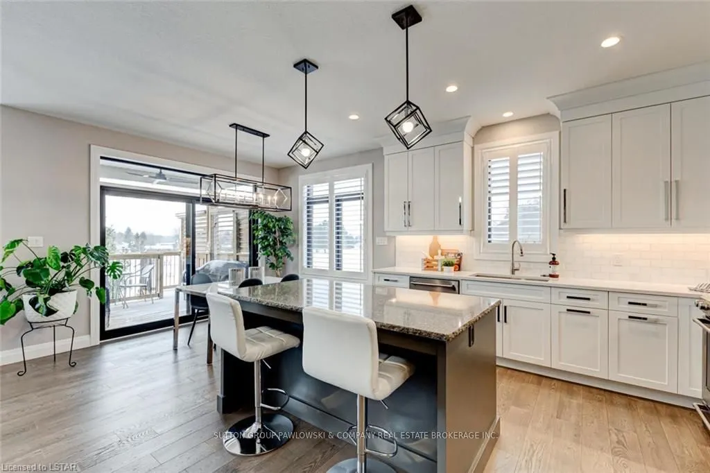 60 ALLISTER Drive #Lot#100