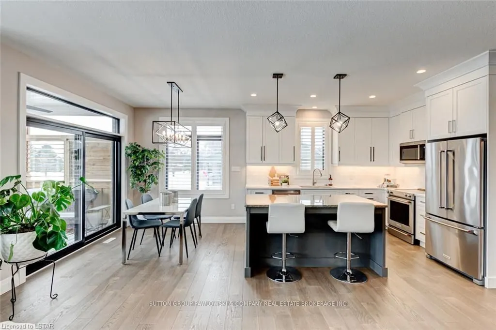 60 ALLISTER Drive #Lot#100
