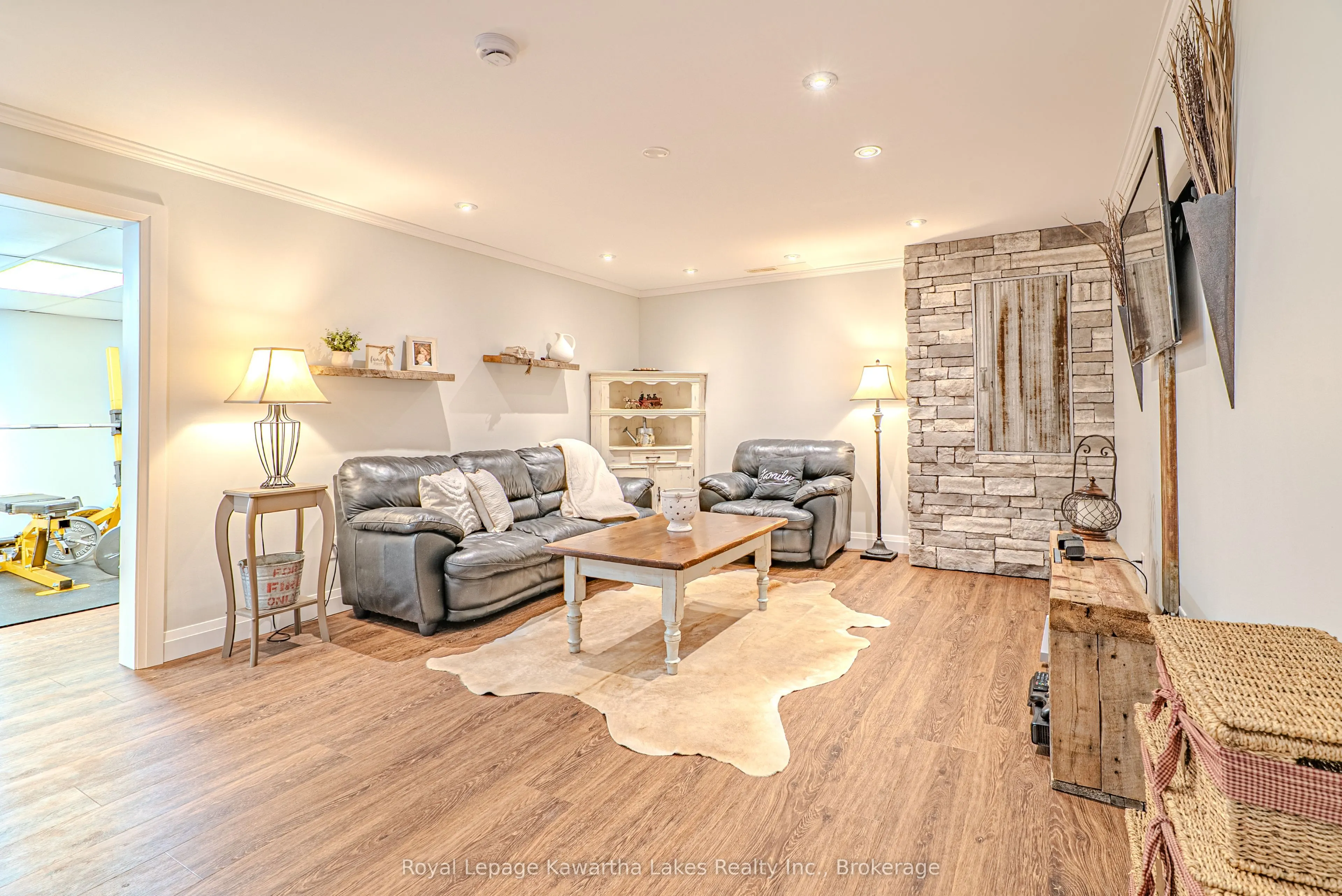929 Eldon Road