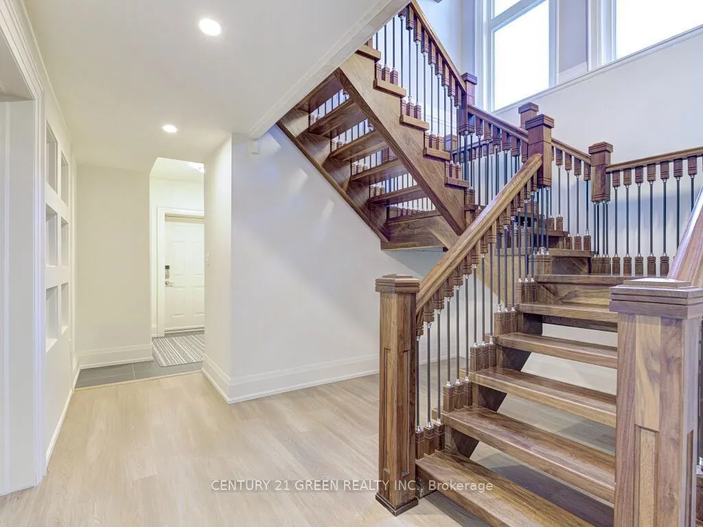 39 Brookhaven Crescent