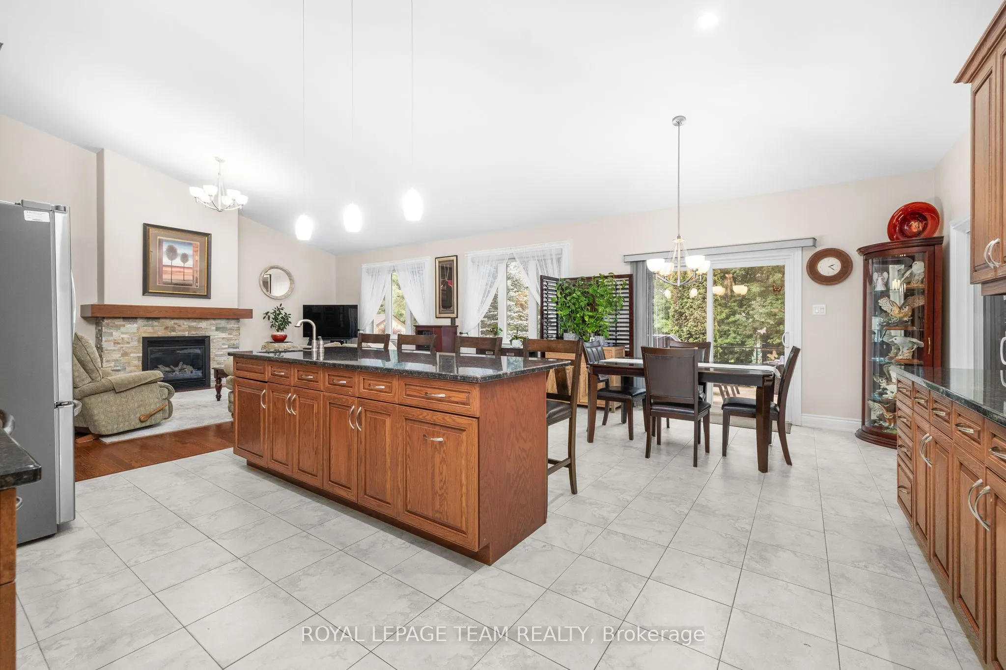 6810 Pebble Trail Way