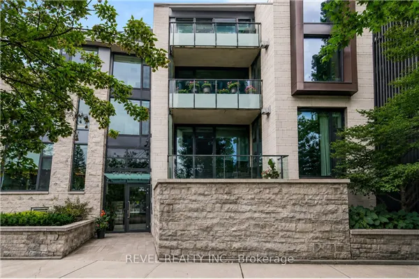372 QUEEN ELIZABETH Drive #103