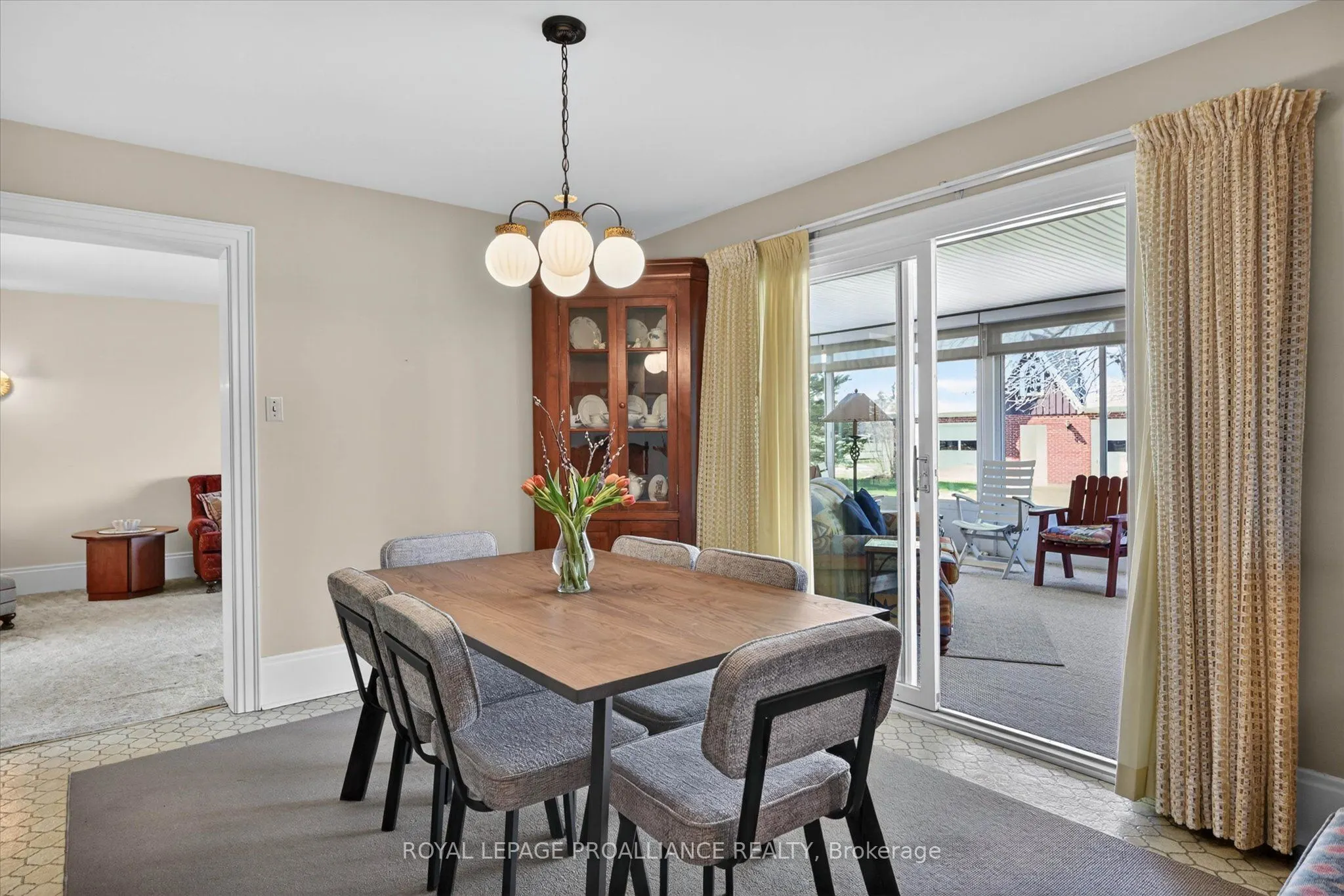 1285 Brealey Drive